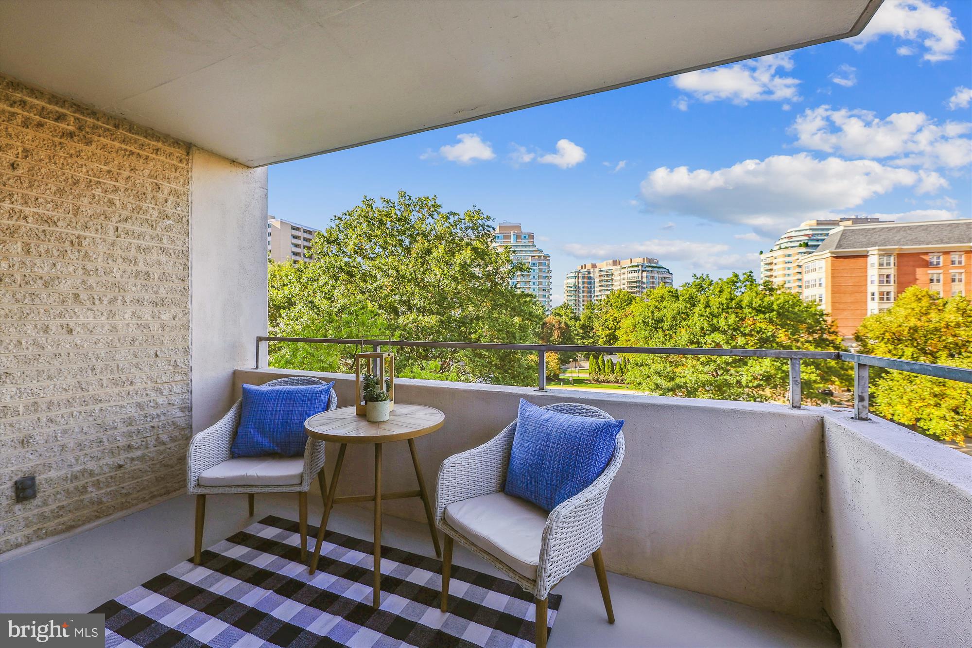 FRIENDSHIP HEIGHTS - Residential