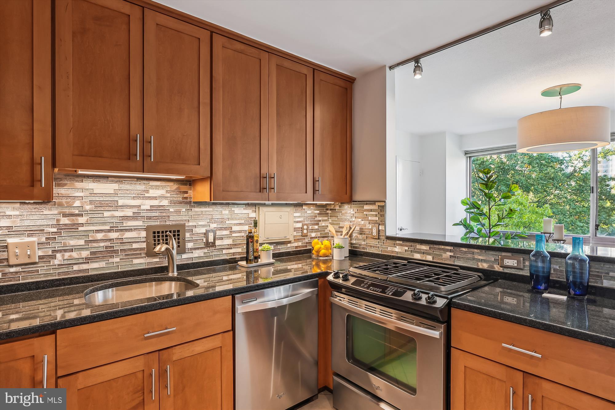 FRIENDSHIP HEIGHTS - Residential