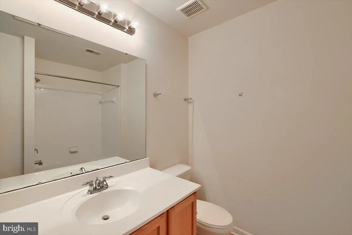 Hanover, Pennsylvania 17331, United States, 3 Bedrooms Bedrooms, ,4 BathroomsBathrooms,Residential,Active,95568