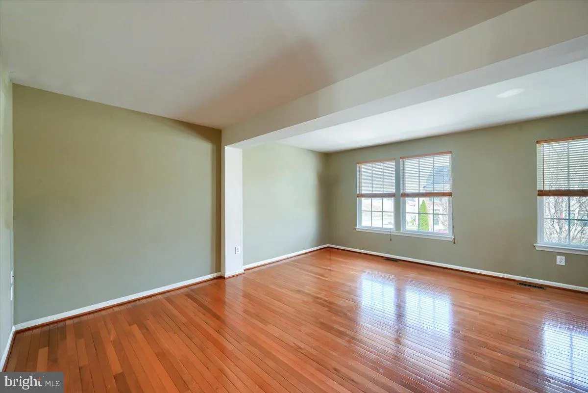 Hanover, Pennsylvania 17331, United States, 3 Bedrooms Bedrooms, ,4 BathroomsBathrooms,Residential,Active,95568