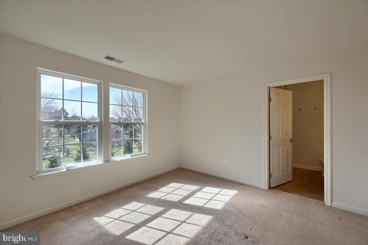Hanover, Pennsylvania 17331, United States, 3 Bedrooms Bedrooms, ,4 BathroomsBathrooms,Residential,Active,95568