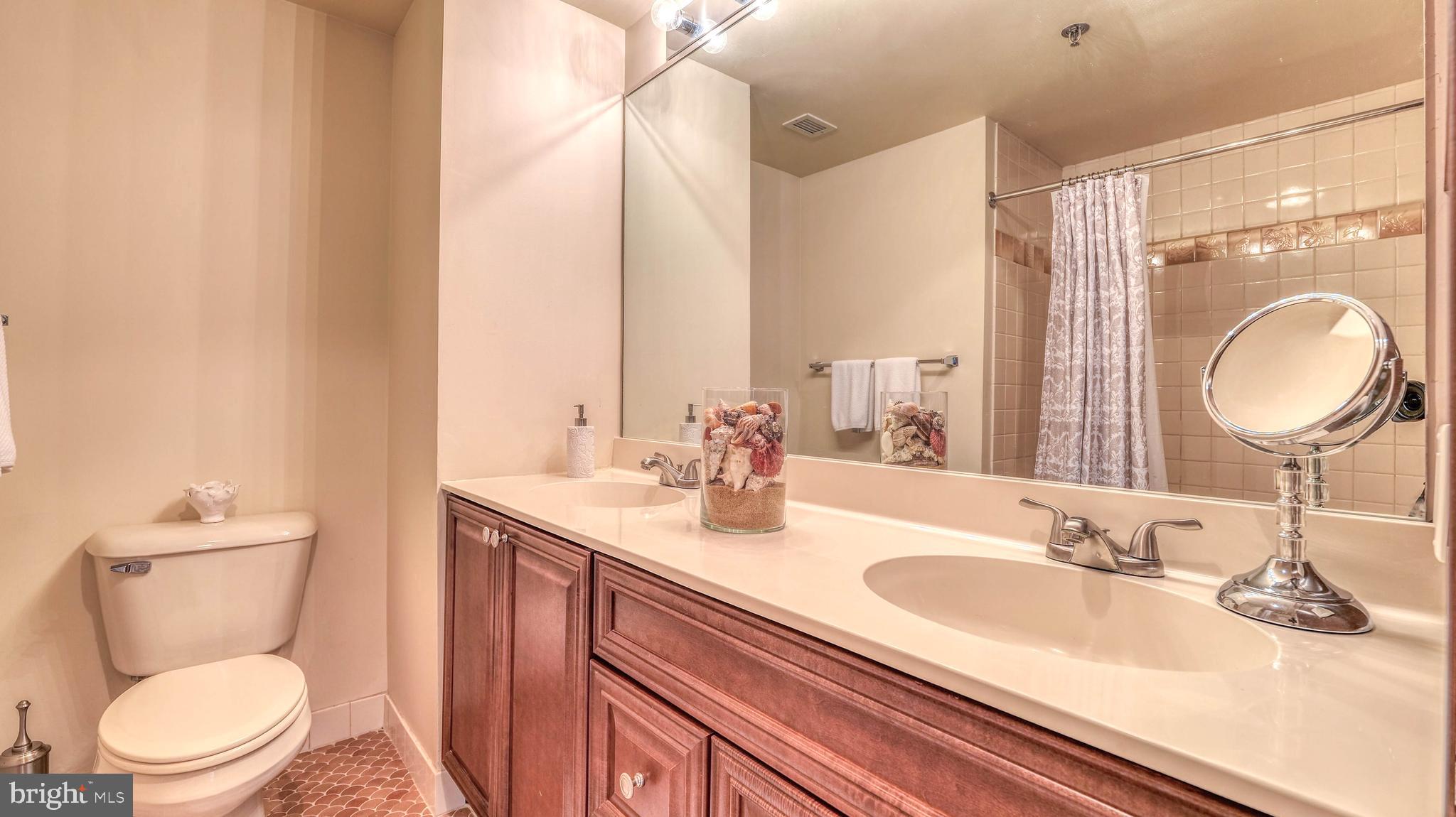 3101 BOARDWALK 2804-1