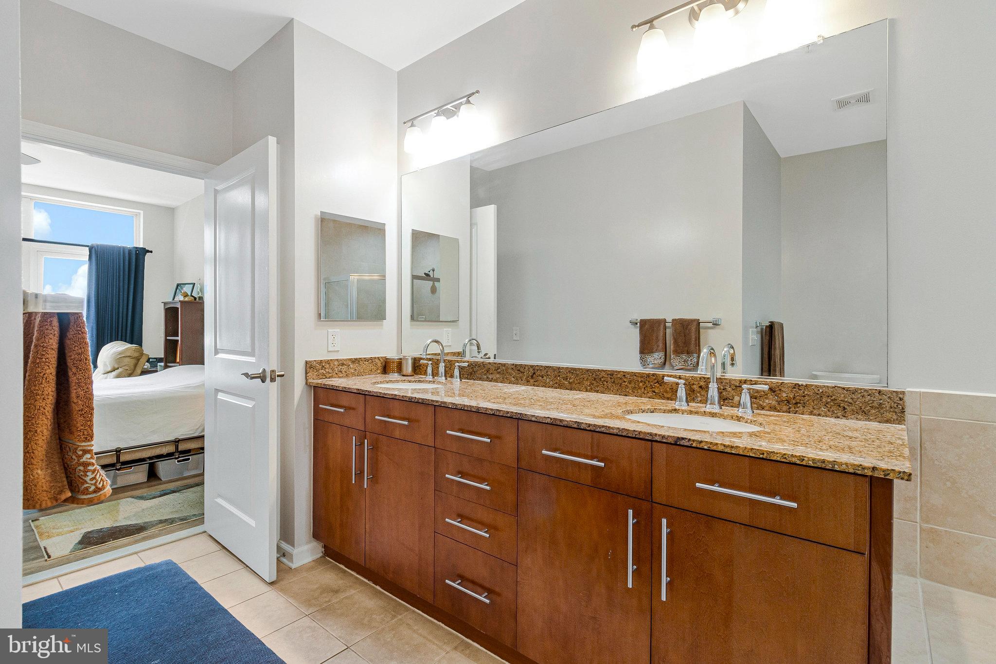 SPECTRUM CONDO - Residential