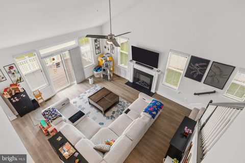Photo of 6 Henry House Circle, TANEYTOWN, MD 21787 (MLS # MDCR2035938)