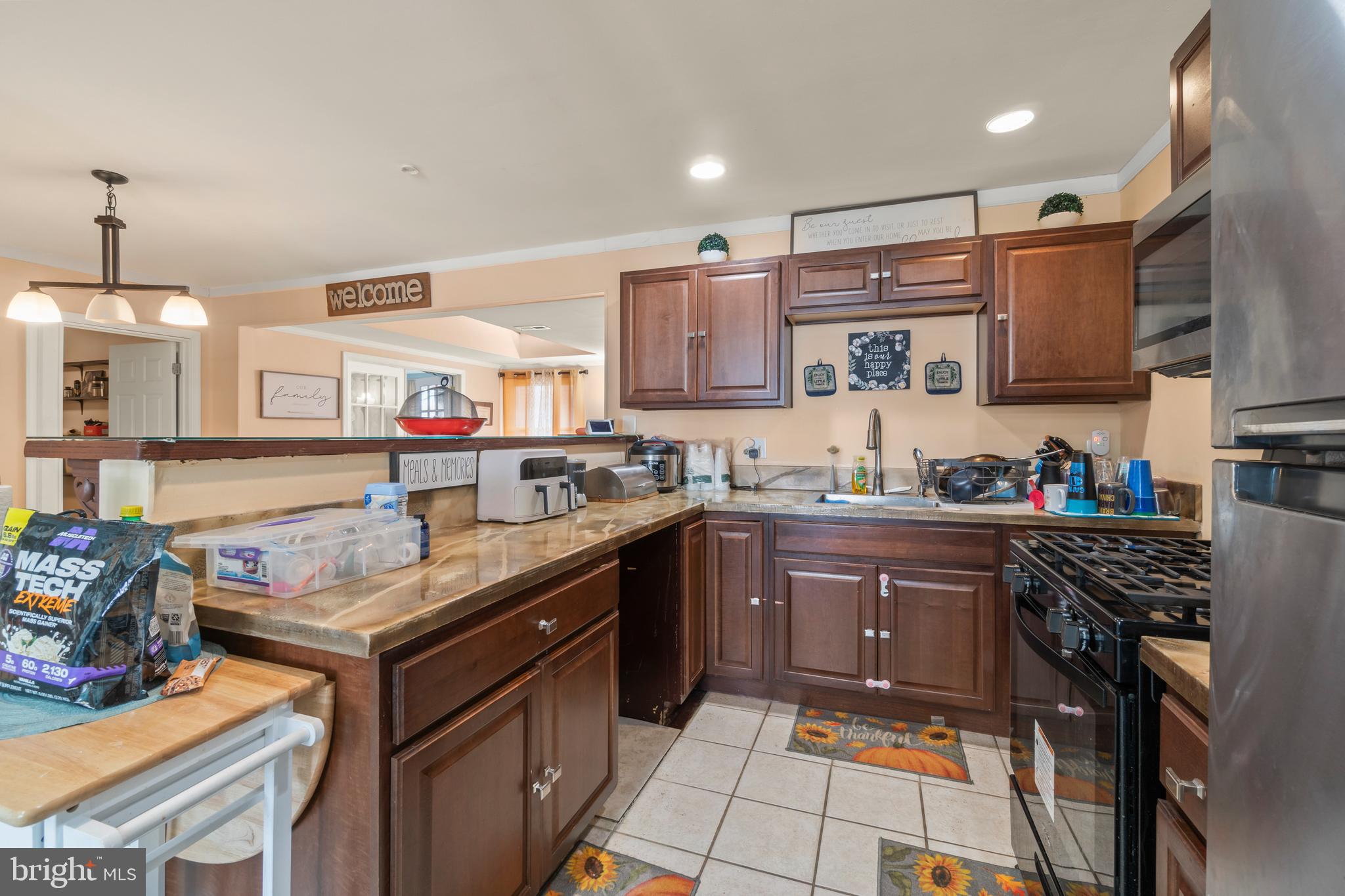10 BENTLY LANE