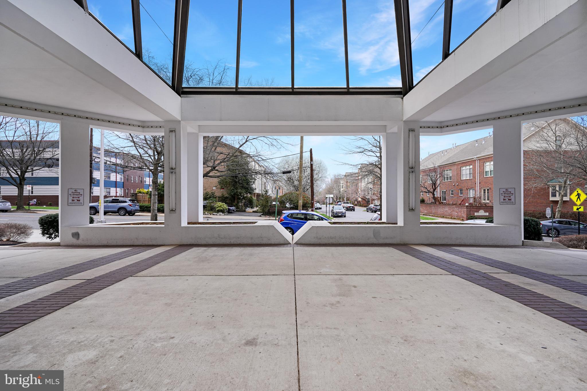 ARLINGTON - Residential