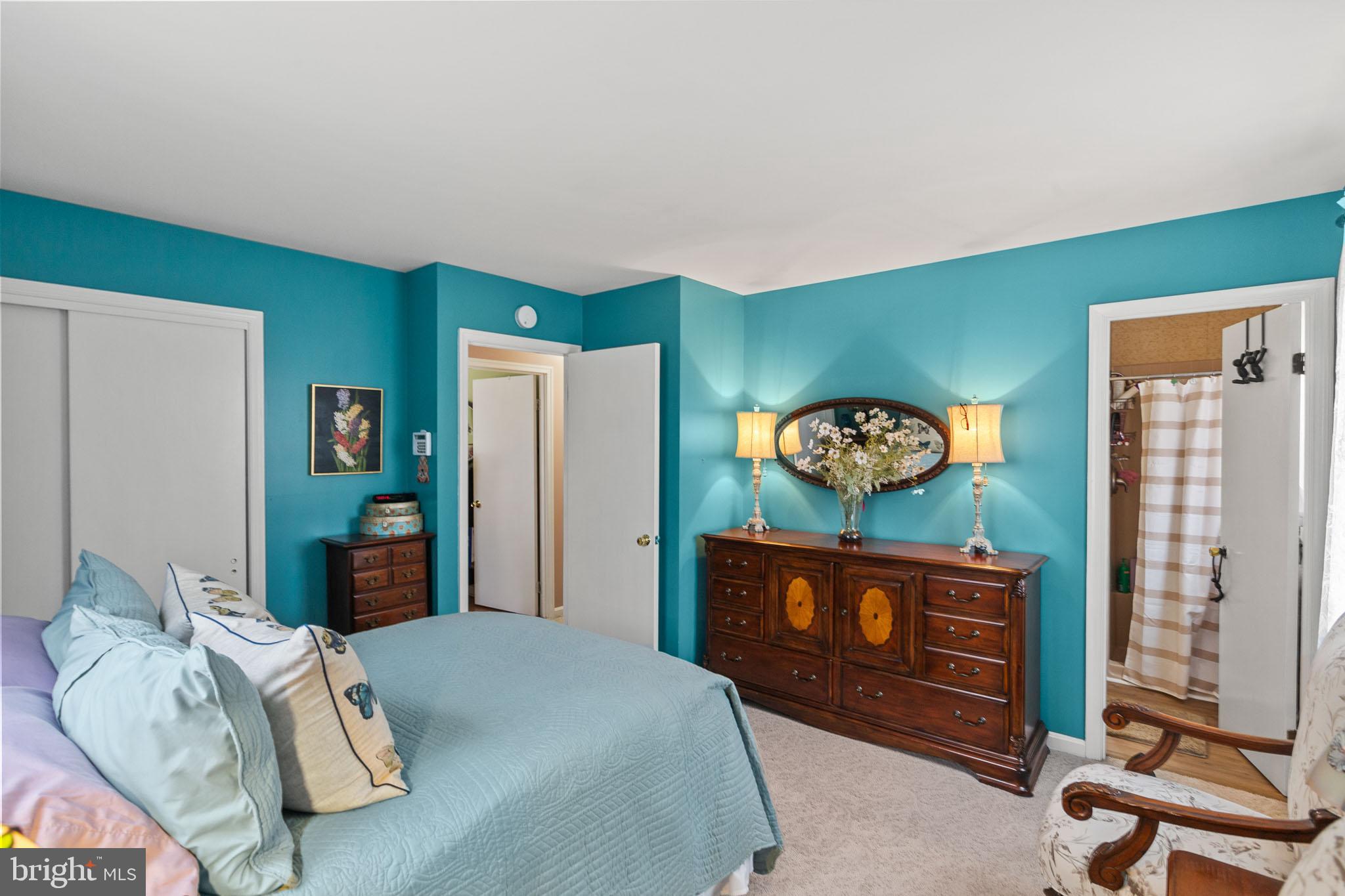 RUSTIC HILLS - Residential