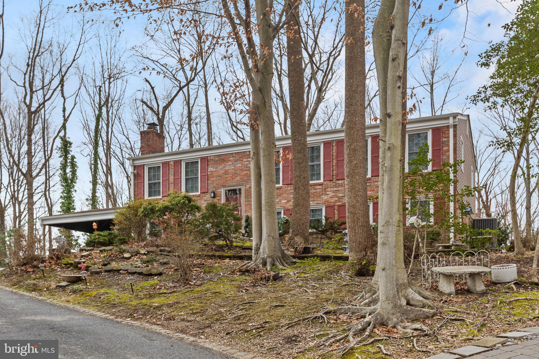 RUSTIC HILLS - Residential