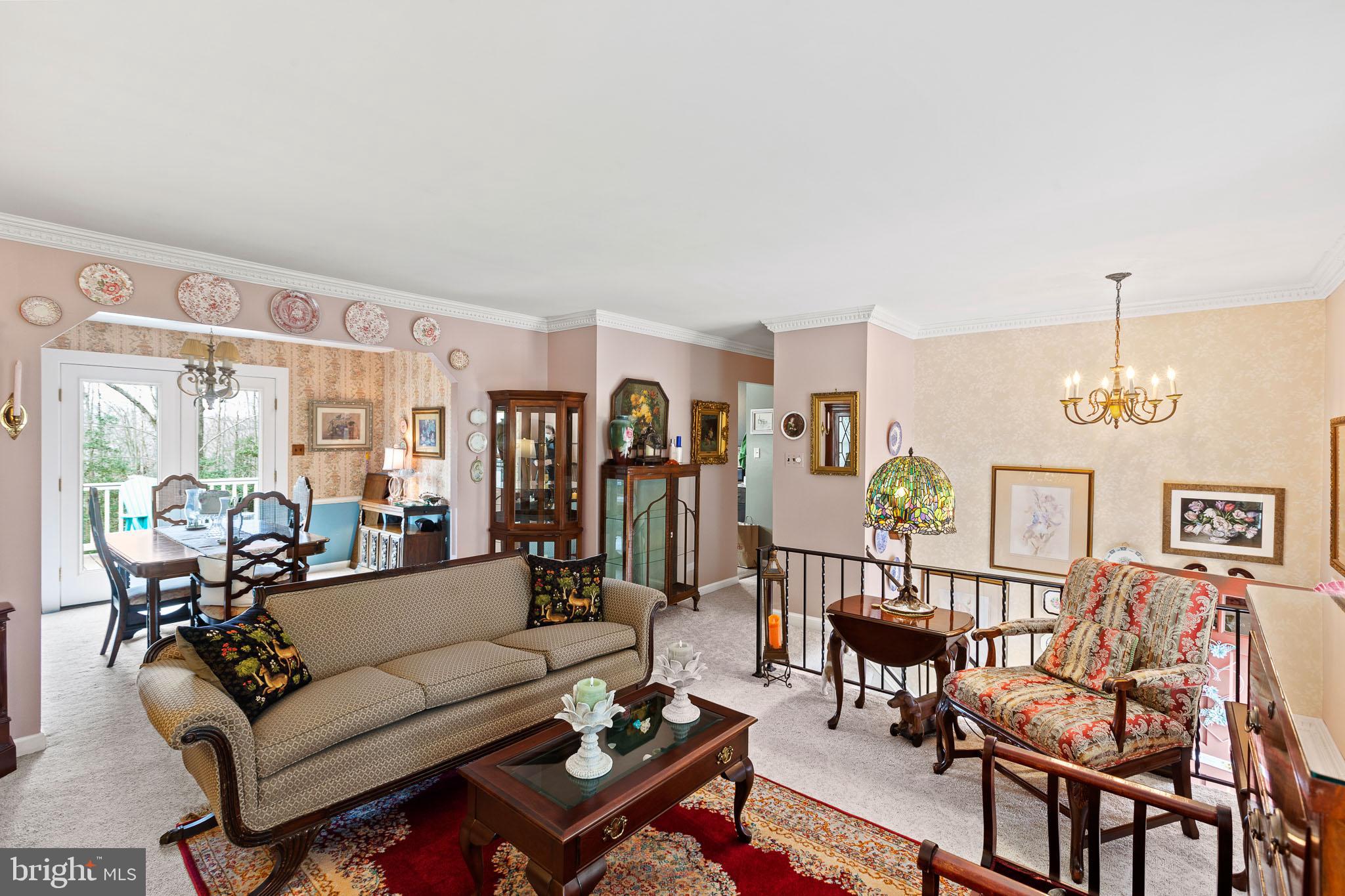 RUSTIC HILLS - Residential