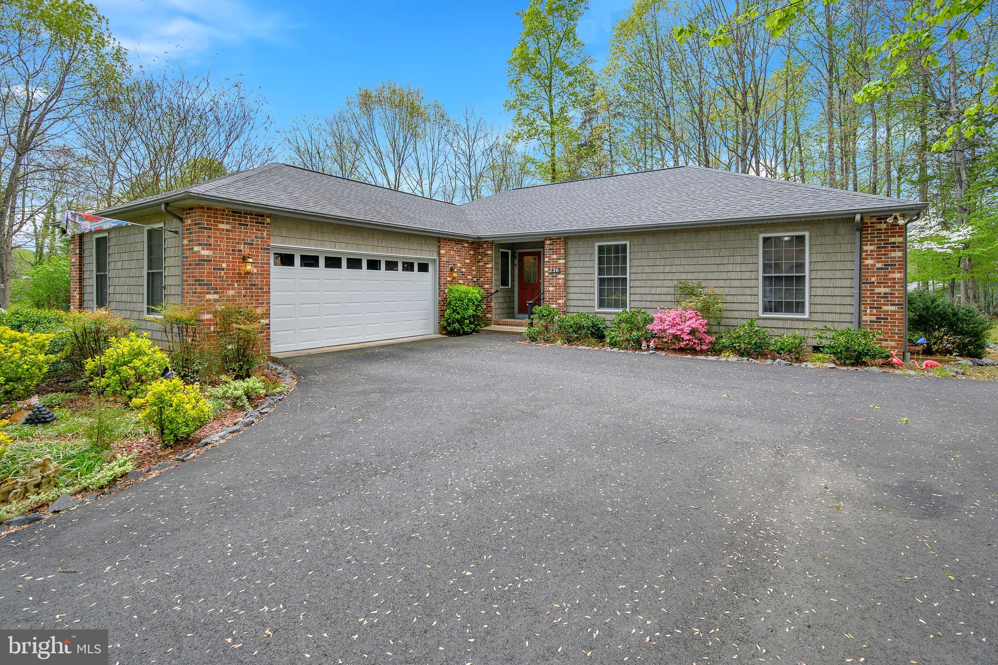 LAKE OF THE WOODS - Residential