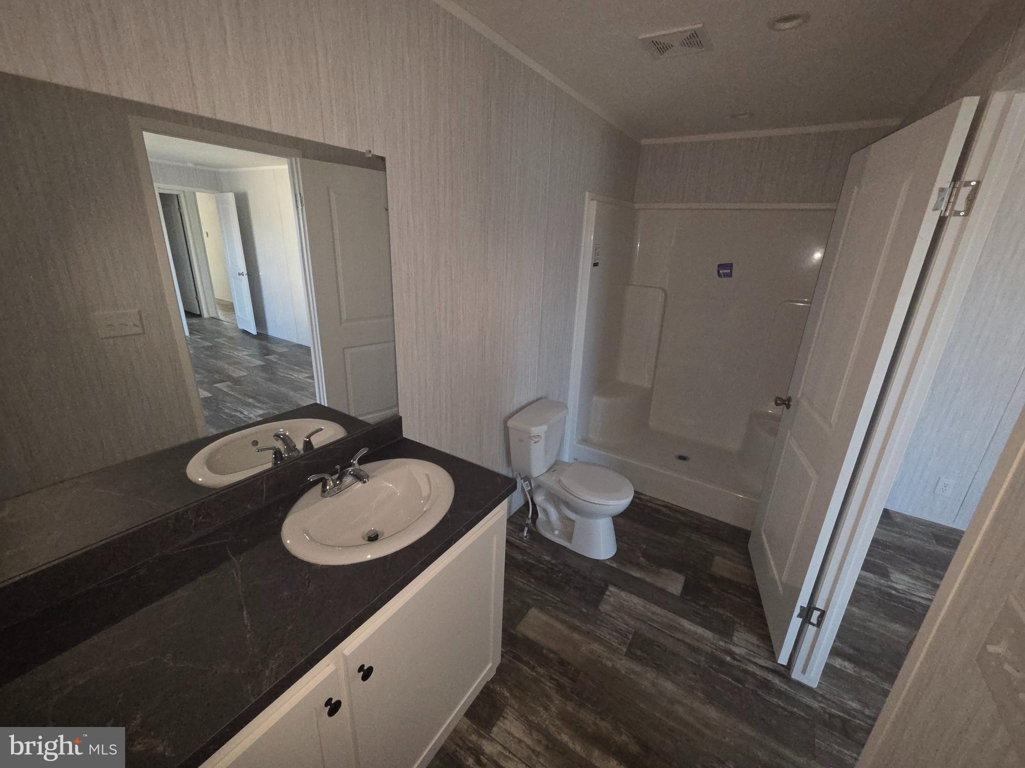 MELODYLAKESCNTRYCLUB - Residential