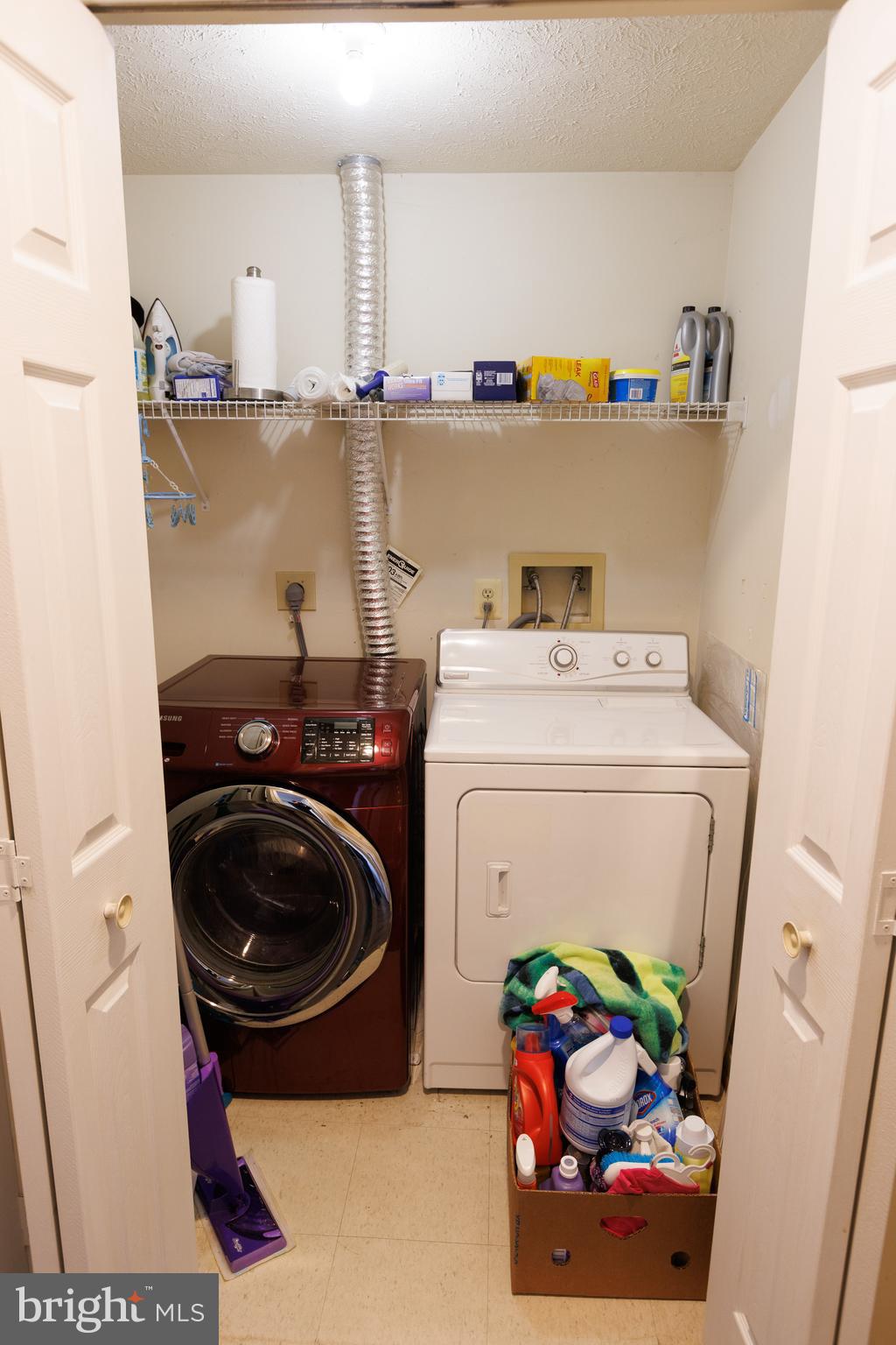 BRIDLEWOOD - Residential