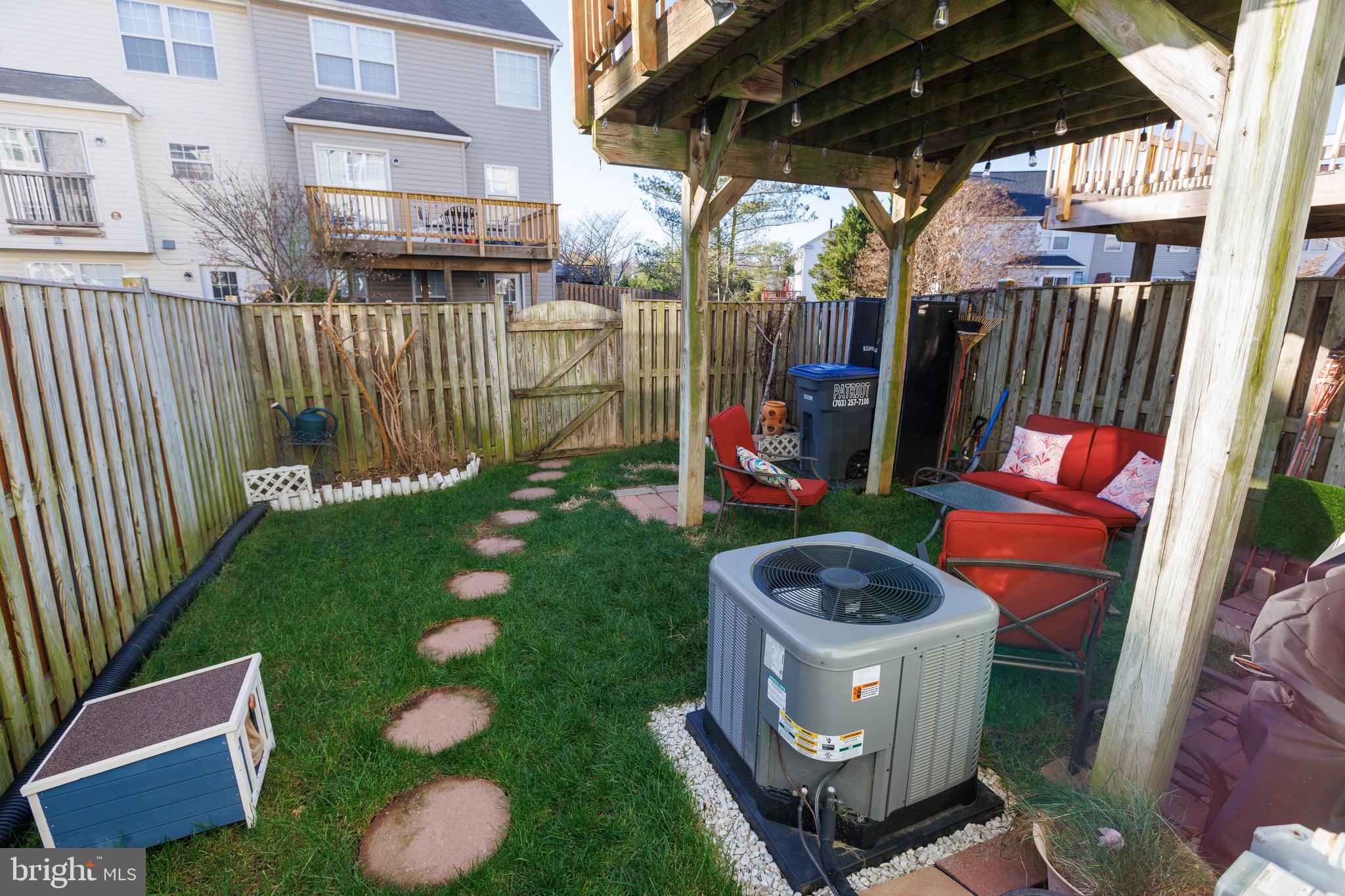 BRIDLEWOOD - Residential