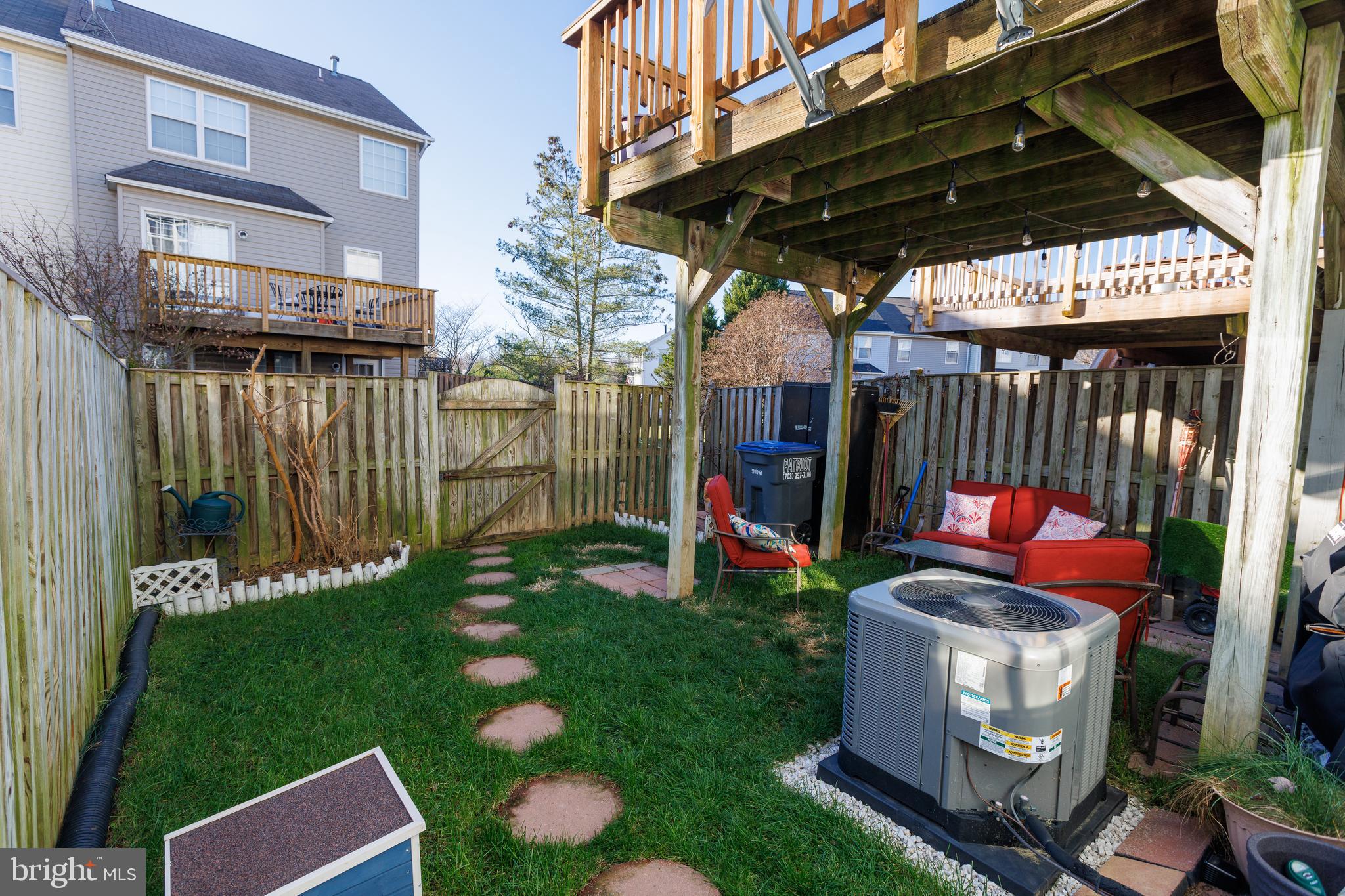 BRIDLEWOOD - Residential