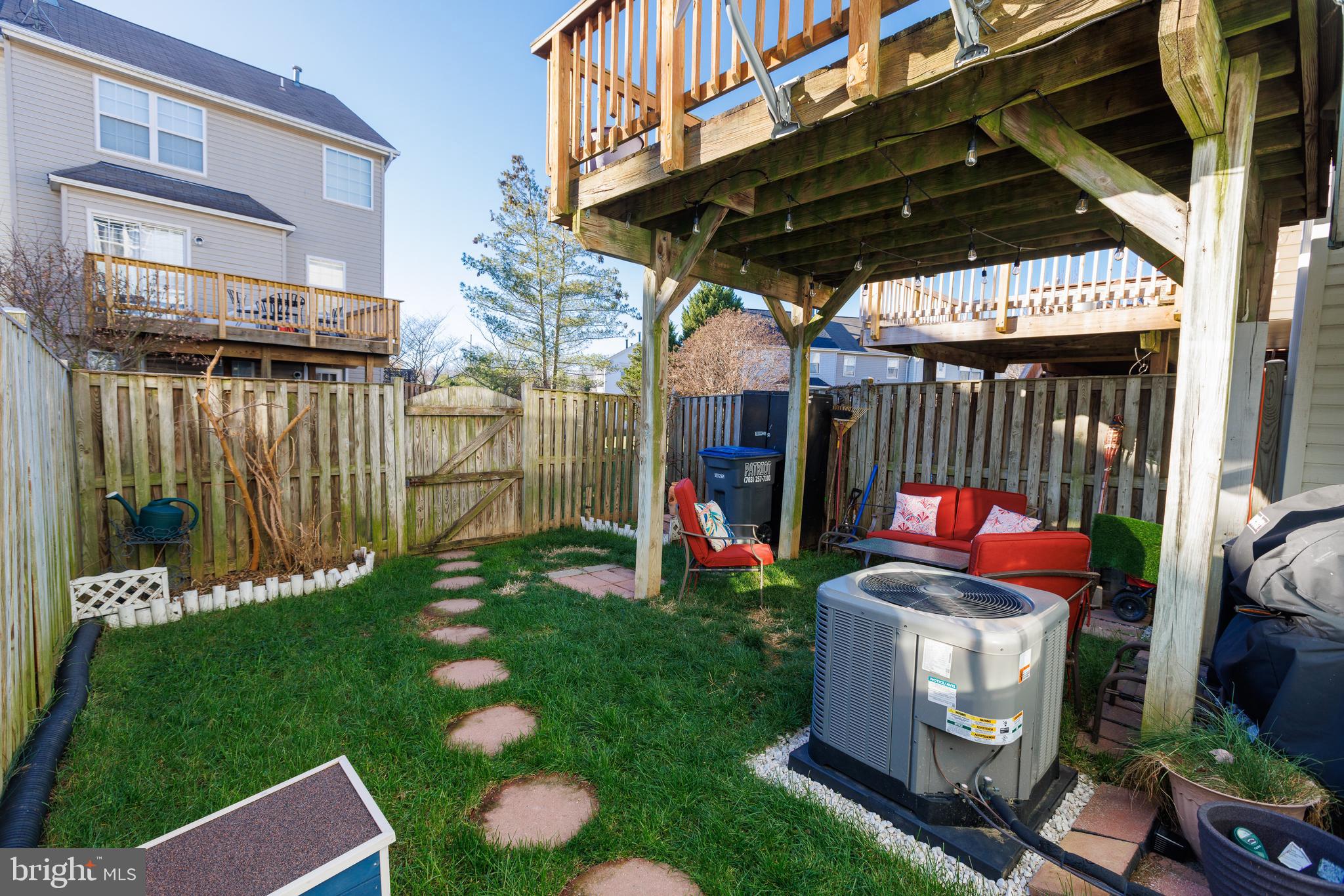 BRIDLEWOOD - Residential