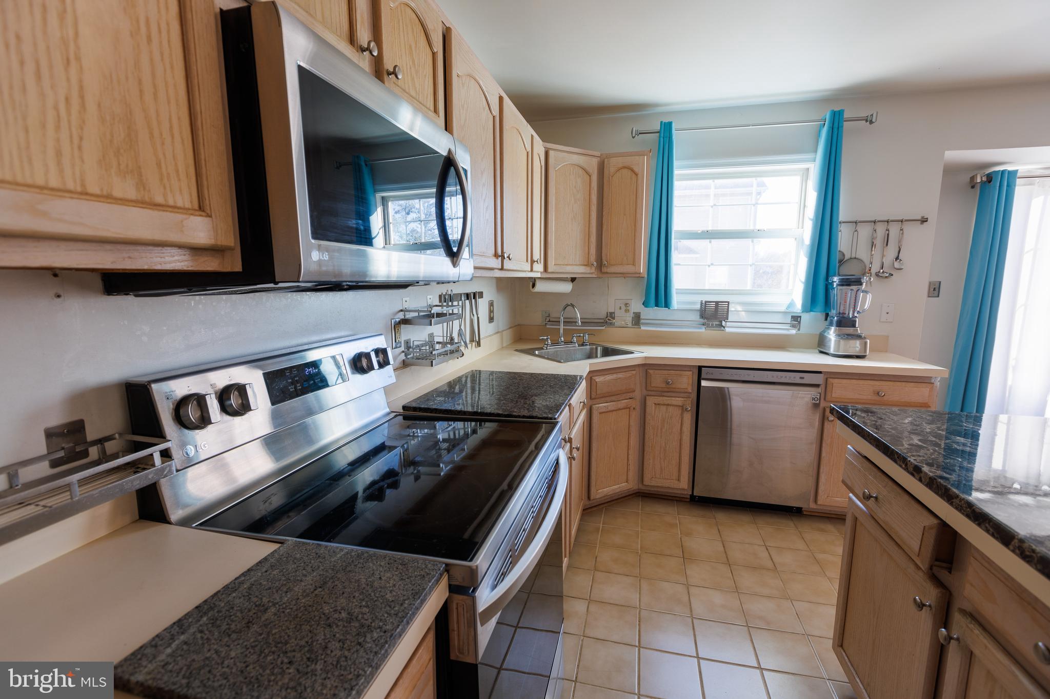 BRIDLEWOOD - Residential