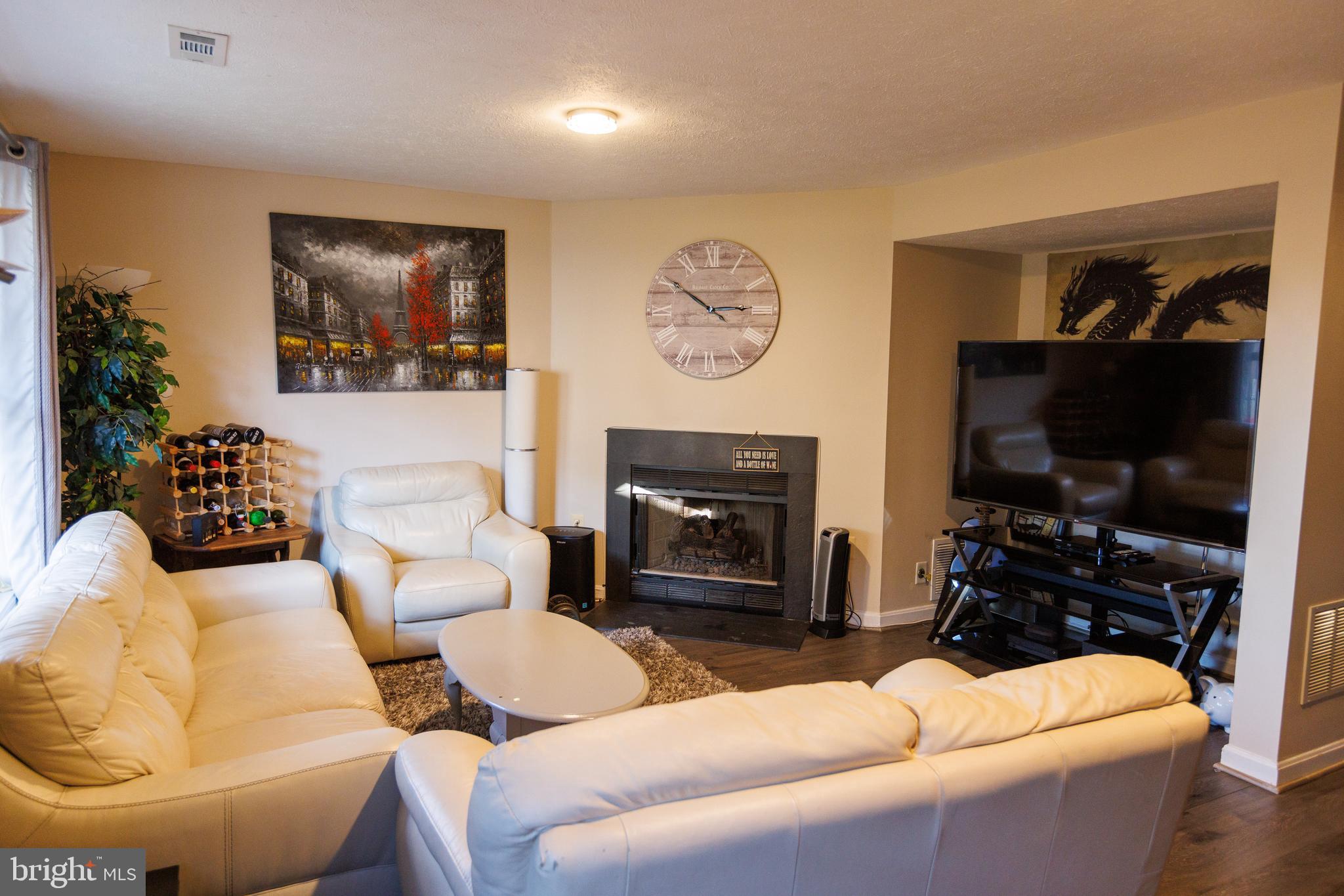 BRIDLEWOOD - Residential