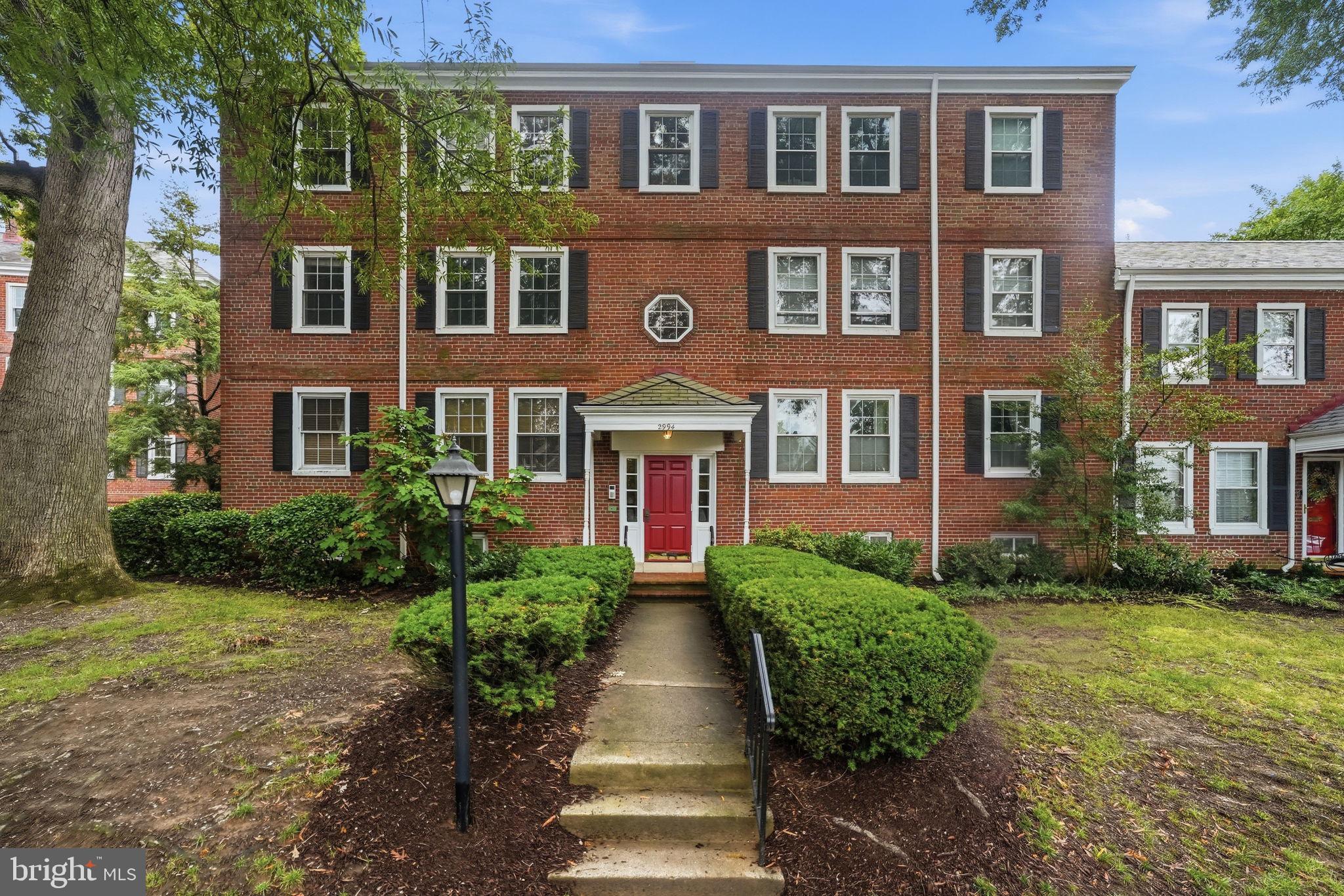 2994 S COLUMBUS STREET S B1