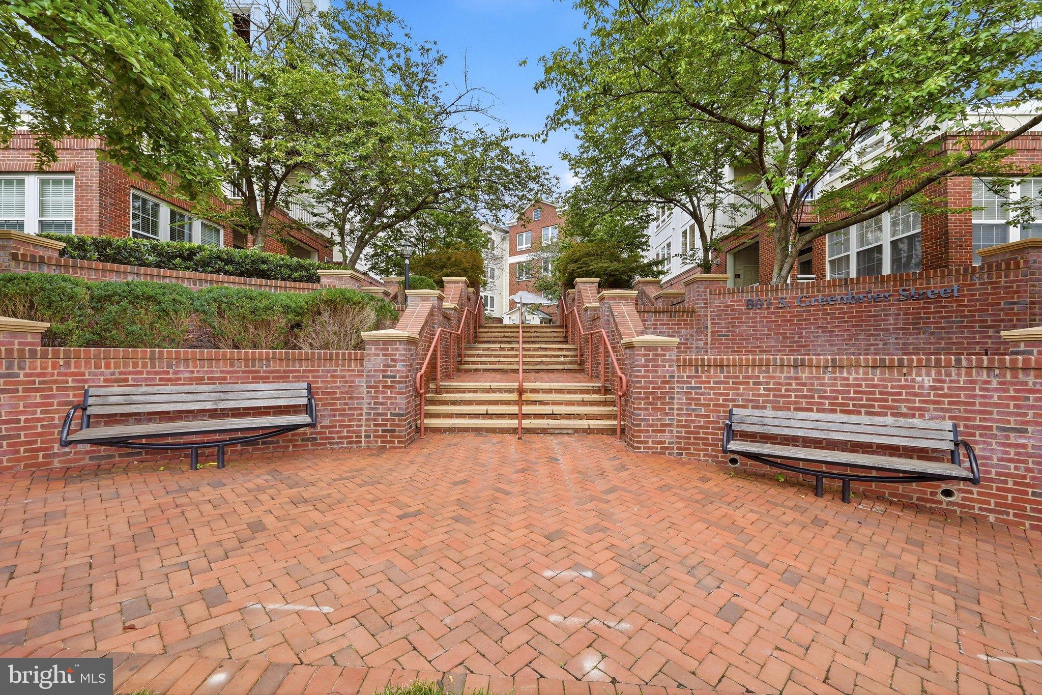 801 S GREENBRIER STREET 202
