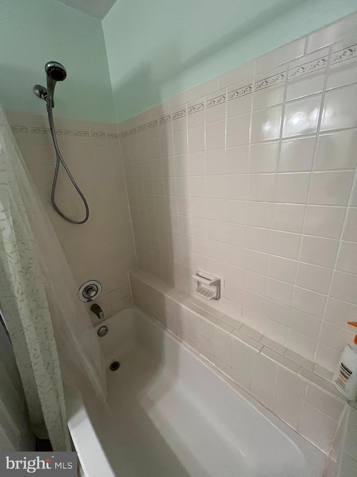 BRISTOL HOUSE - Residential