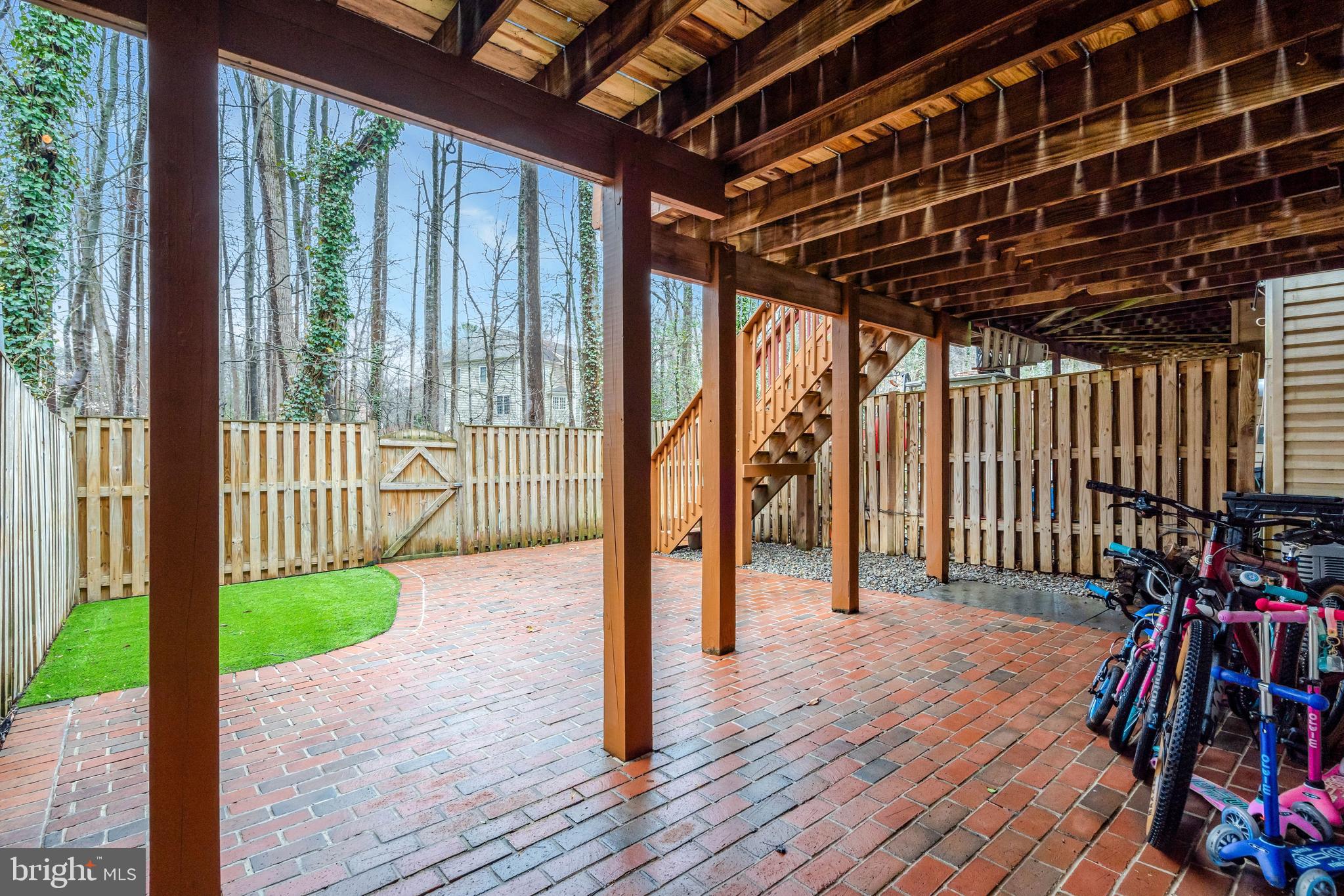 BURKE CENTRE - Residential