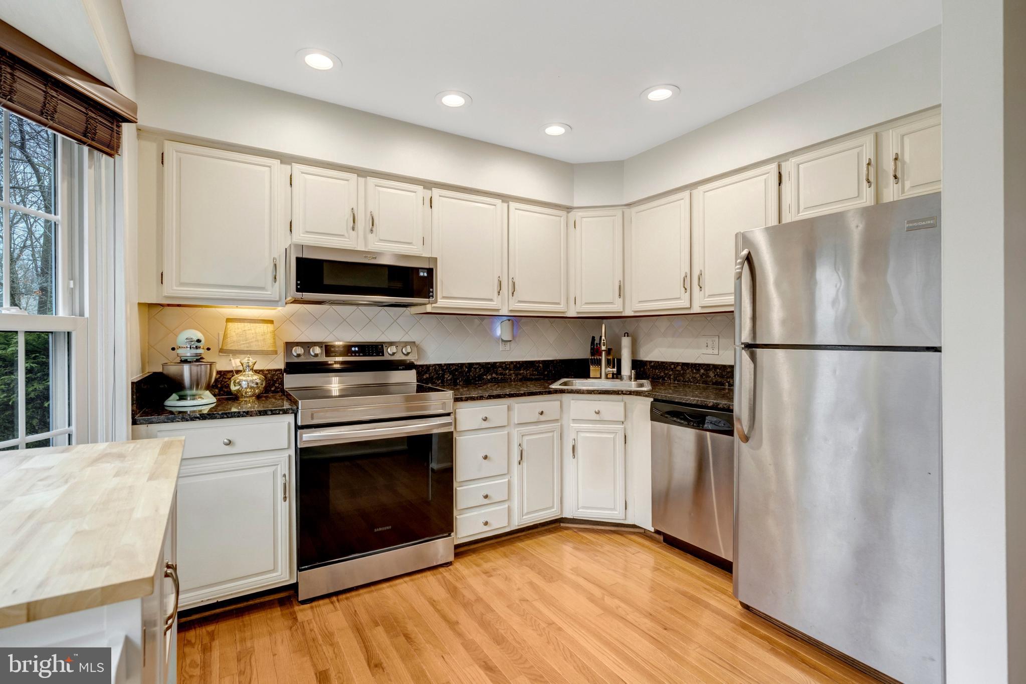 BURKE CENTRE - Residential