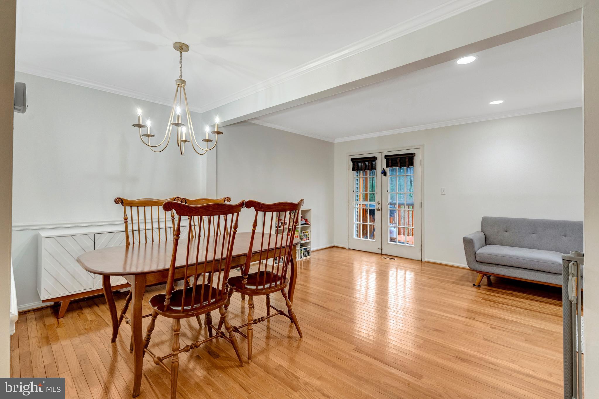 BURKE CENTRE - Residential