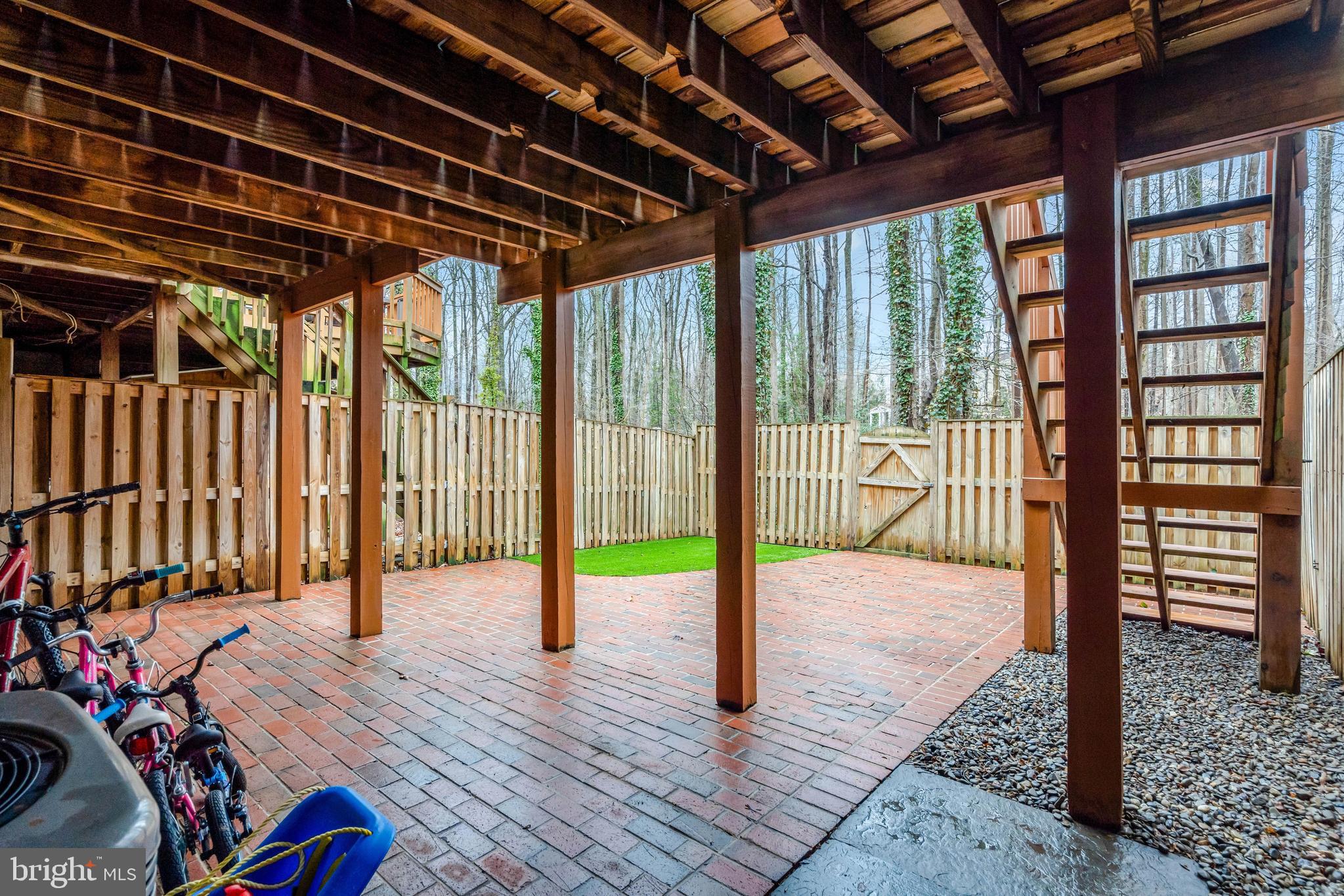 BURKE CENTRE - Residential