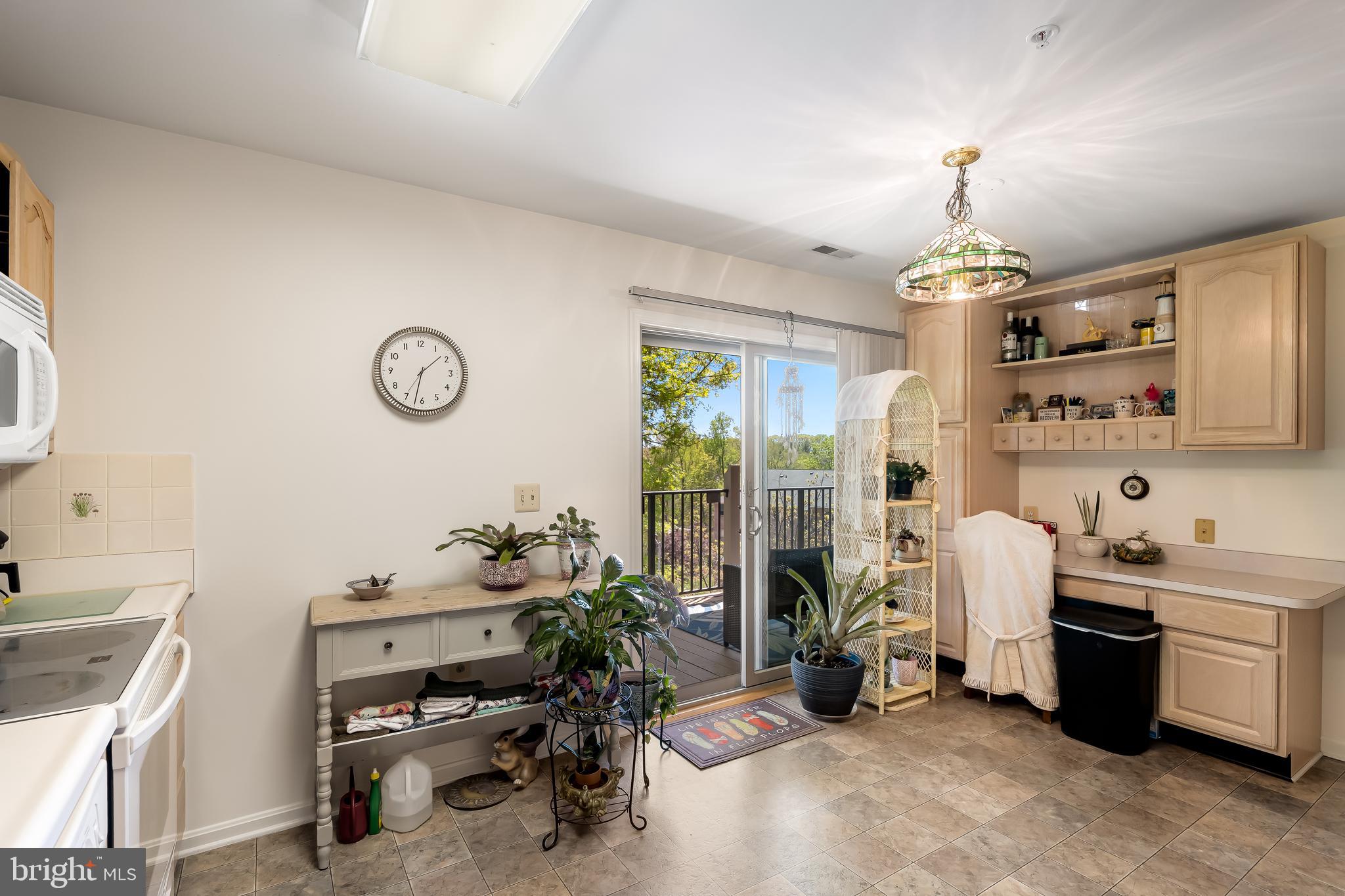 PERRY BROOK CONDOMINIUMS - Residential