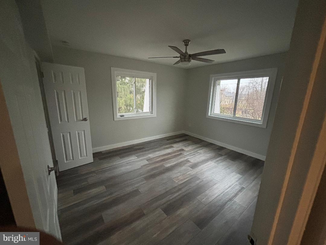 LOG COLLEGE - Residential Lease