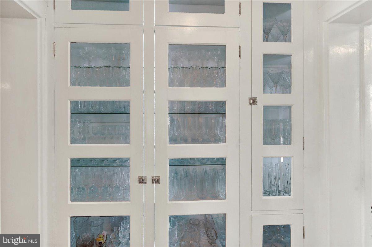 SCHOOL LANE HILLS - Residential