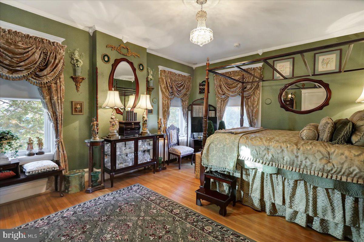 SCHOOL LANE HILLS - Residential