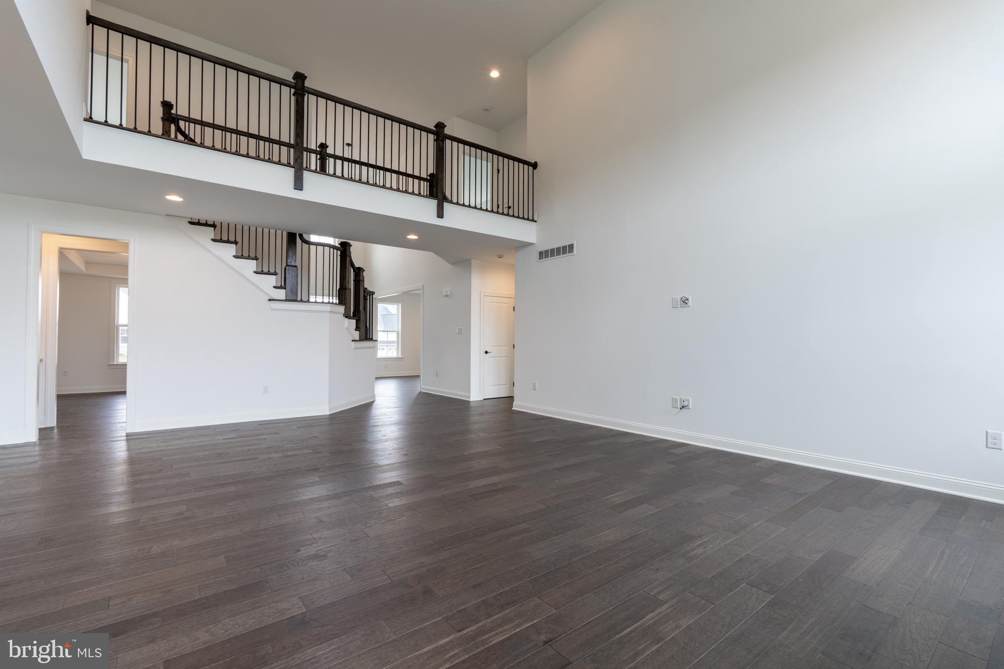 THE MEADOWS AT LONGVIEW - Residential