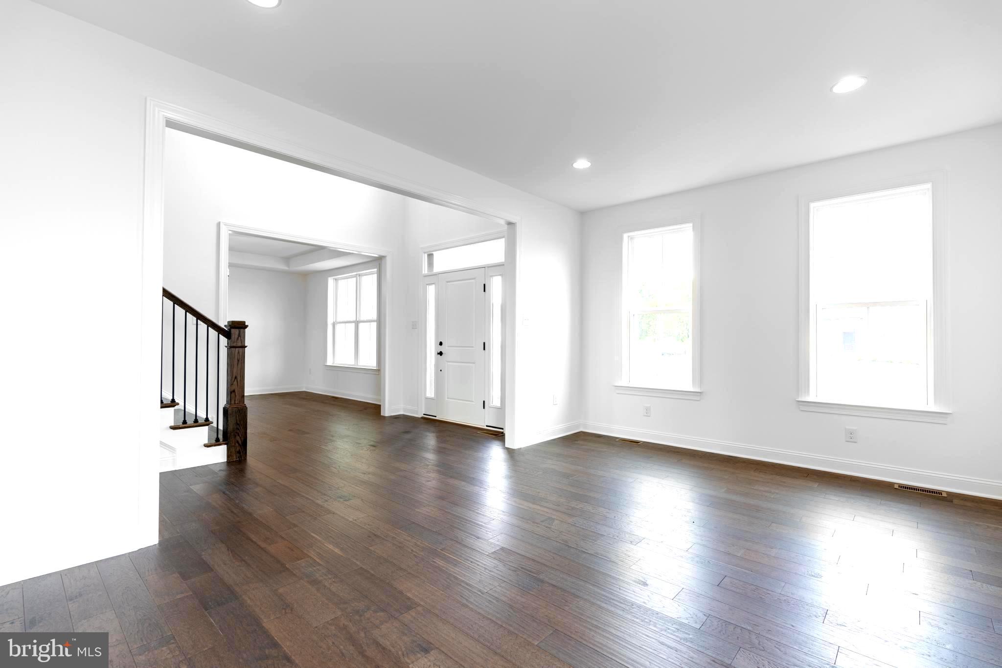 THE MEADOWS AT LONGVIEW - Residential