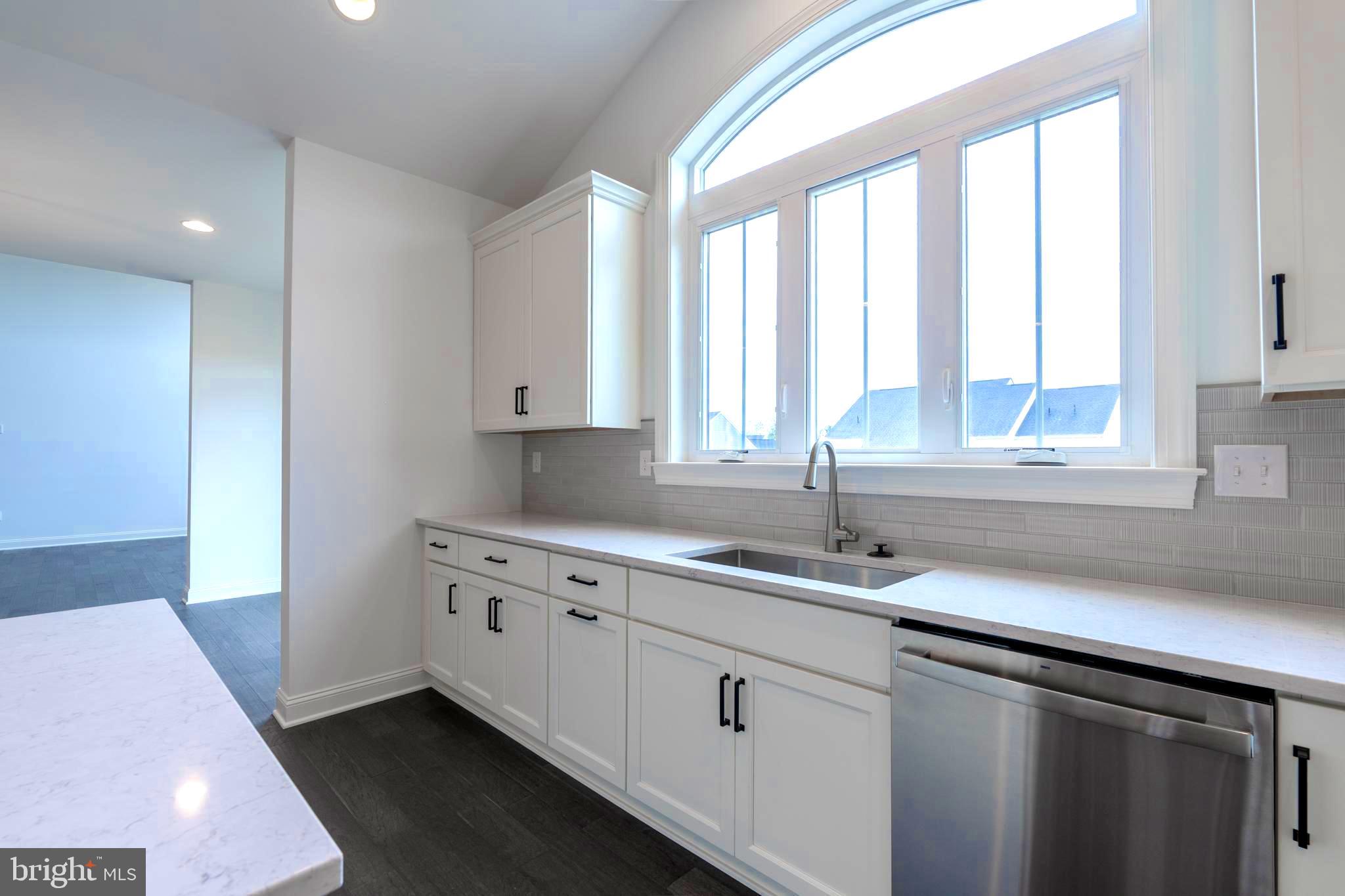 THE MEADOWS AT LONGVIEW - Residential