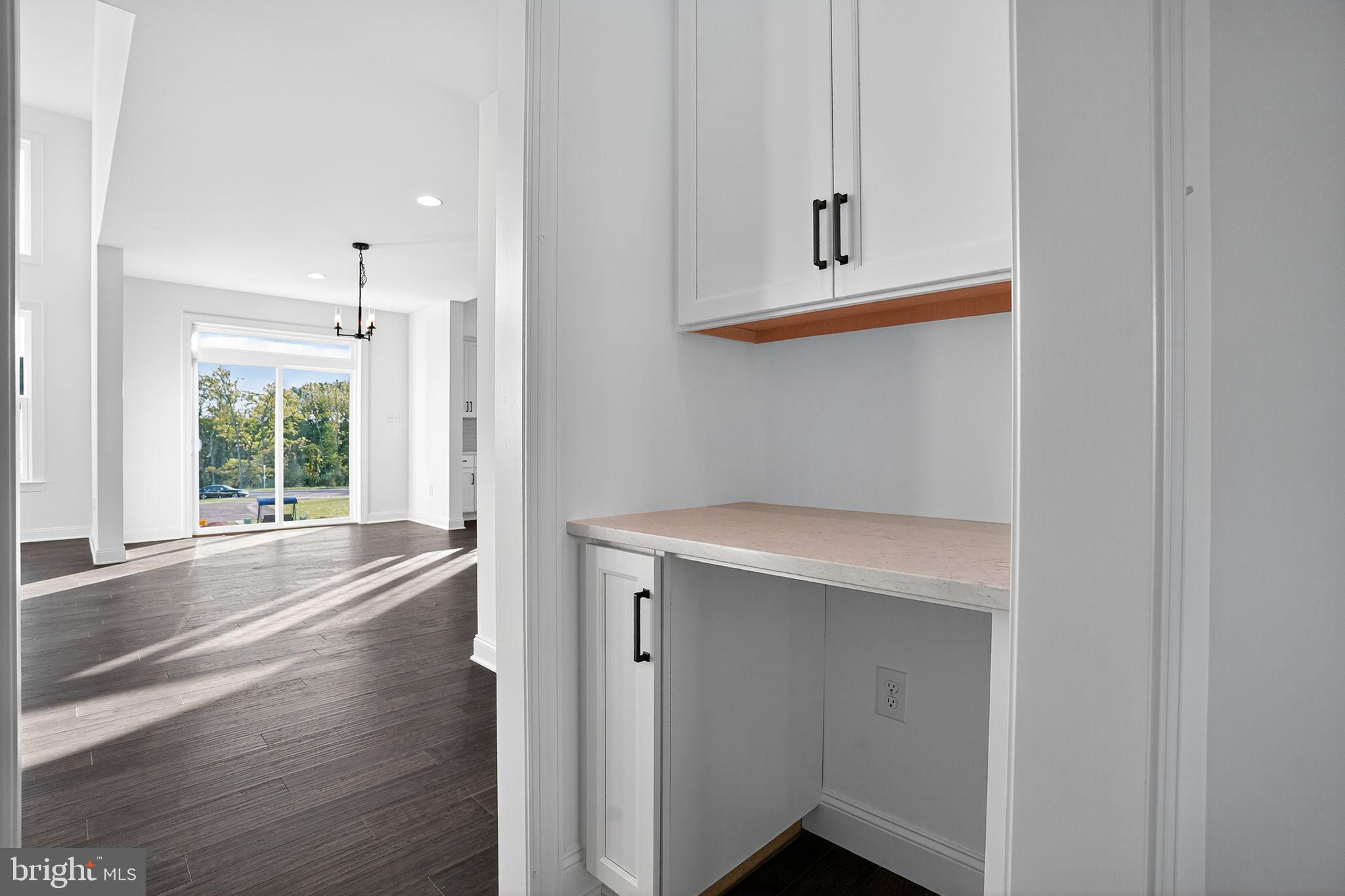 THE MEADOWS AT LONGVIEW - Residential