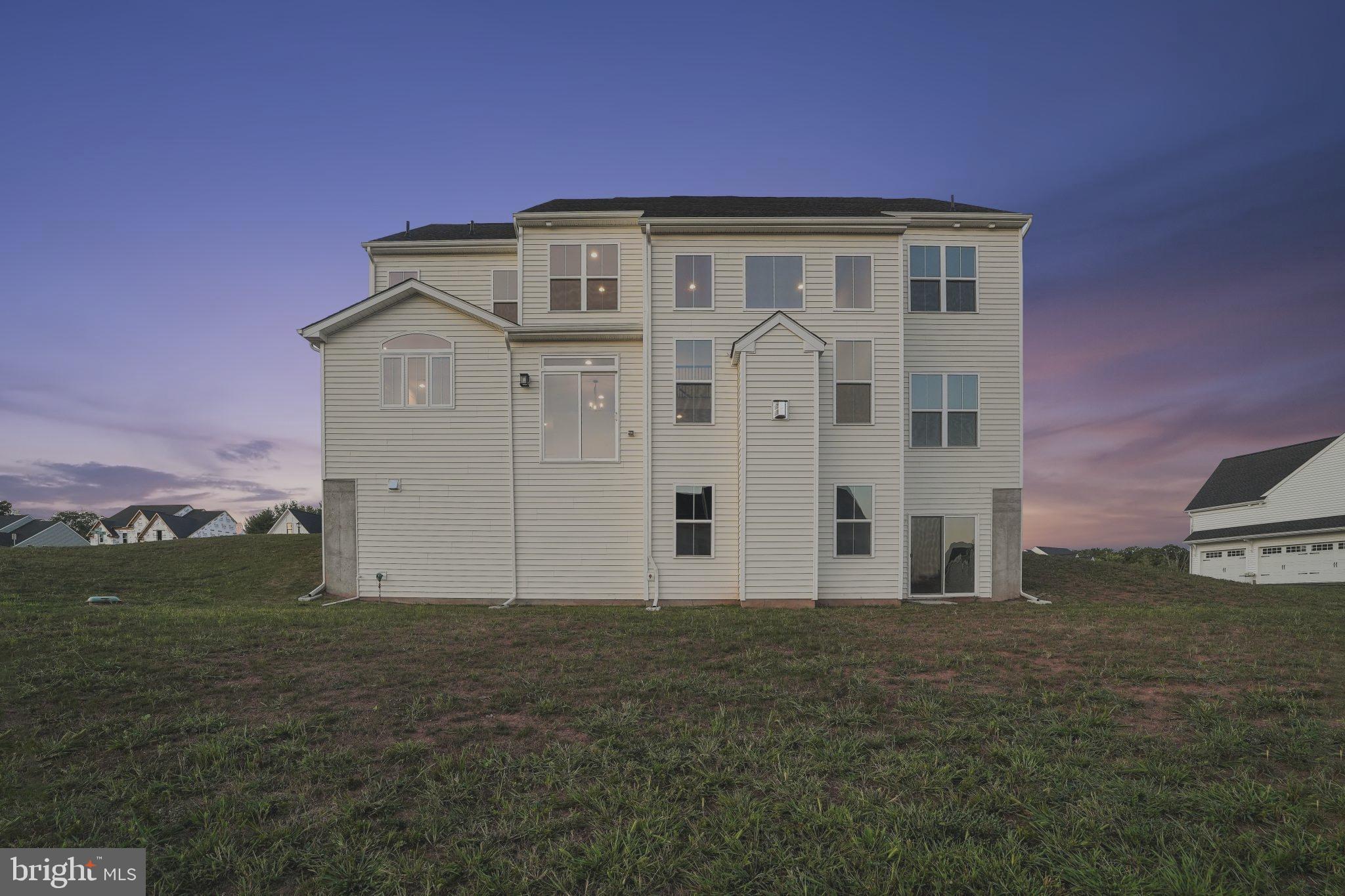 THE MEADOWS AT LONGVIEW - Residential