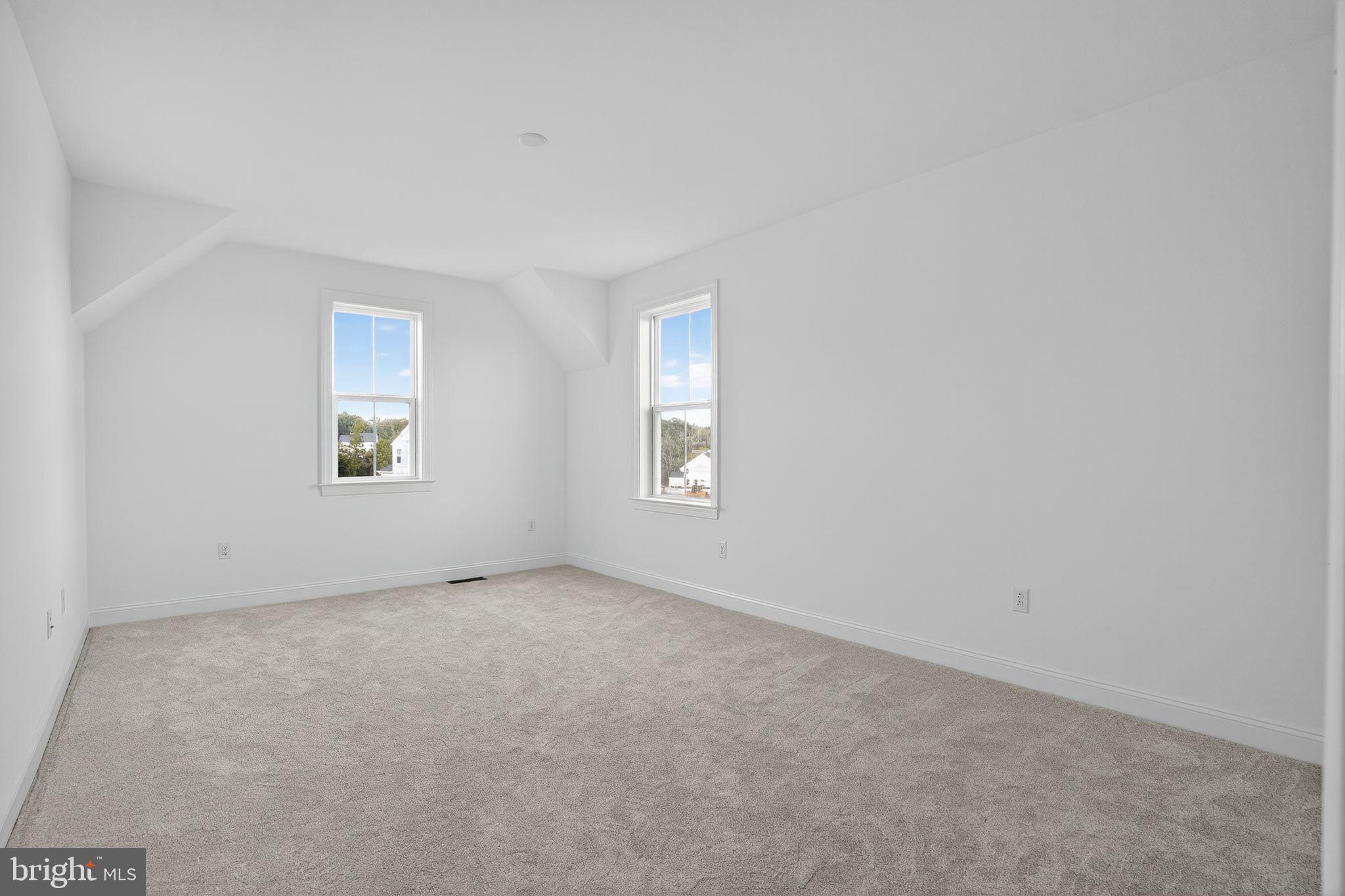 THE MEADOWS AT LONGVIEW - Residential