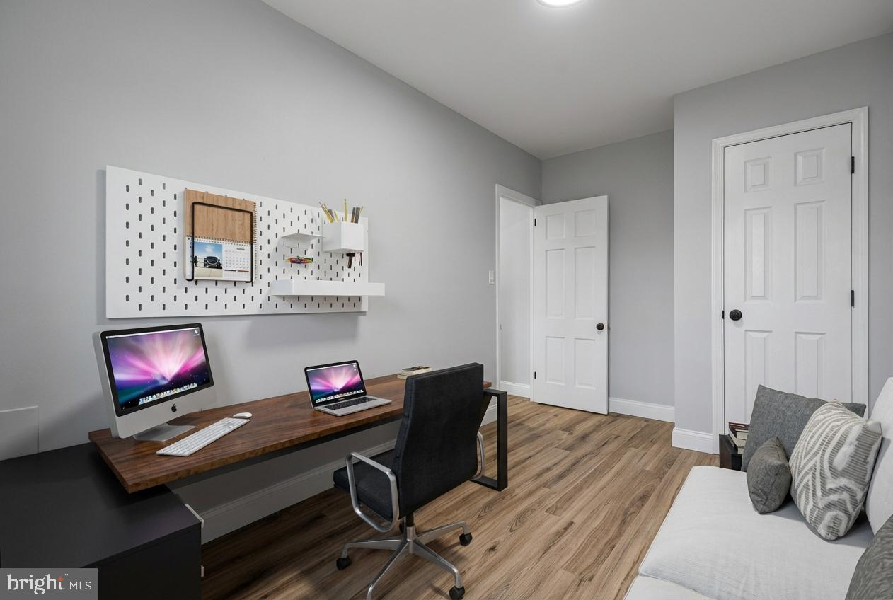 CLIFTON PARK - Residential