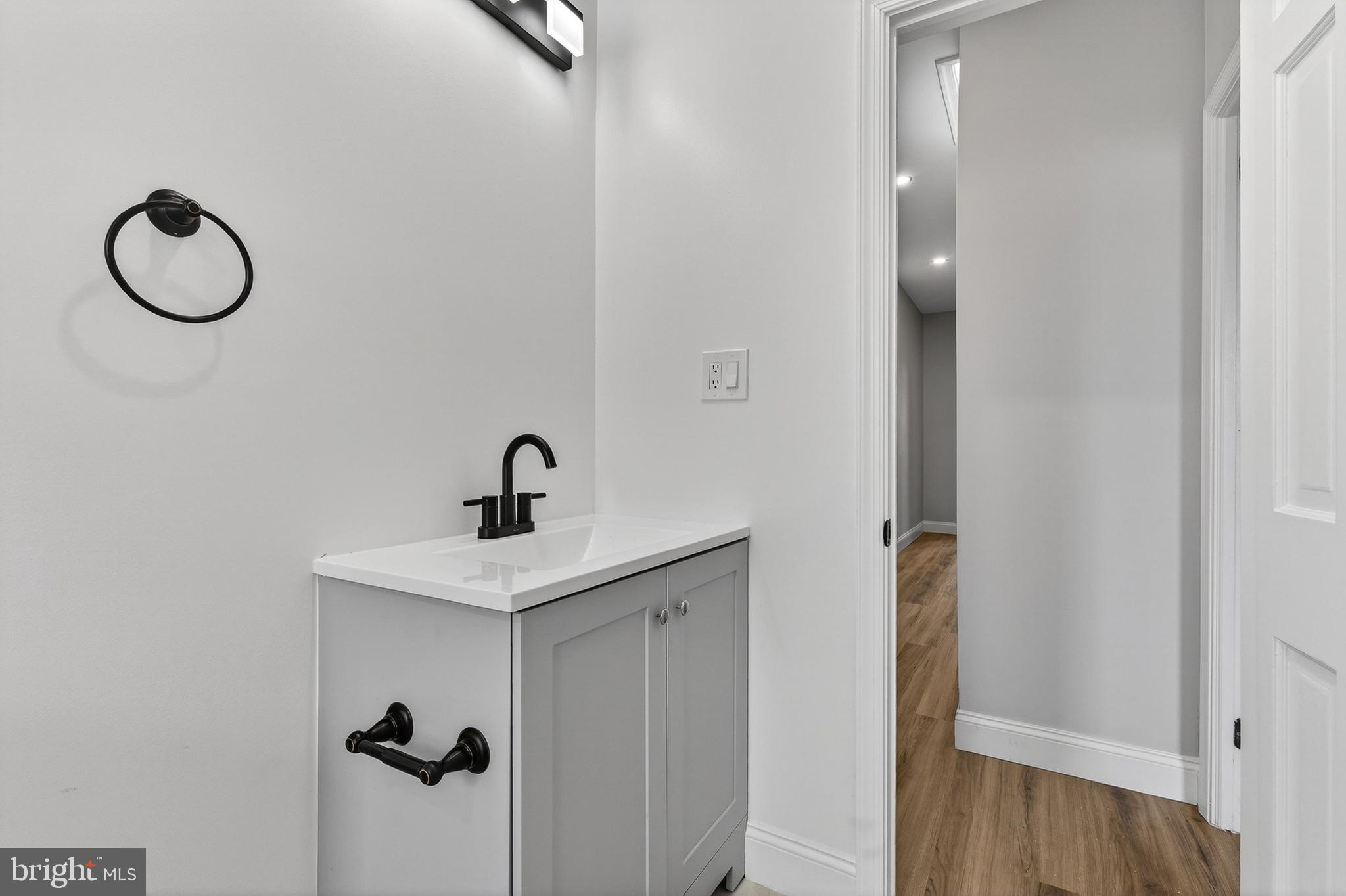 CLIFTON PARK - Residential