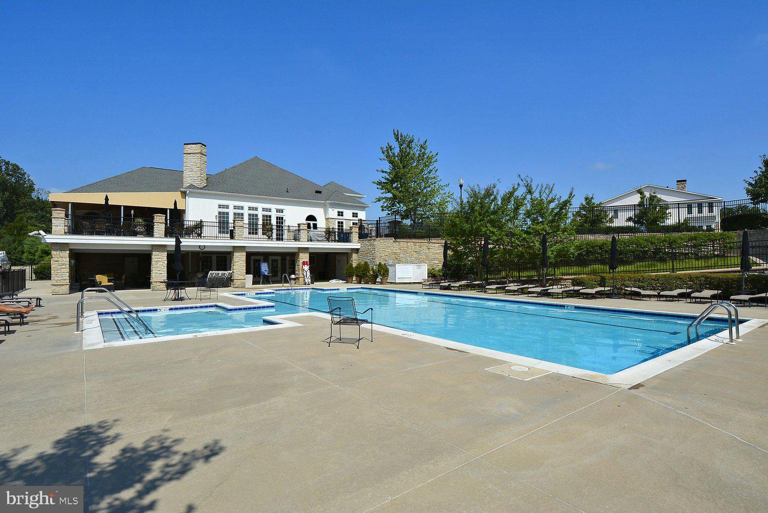 SNOWDEN OVERLOOK - Residential