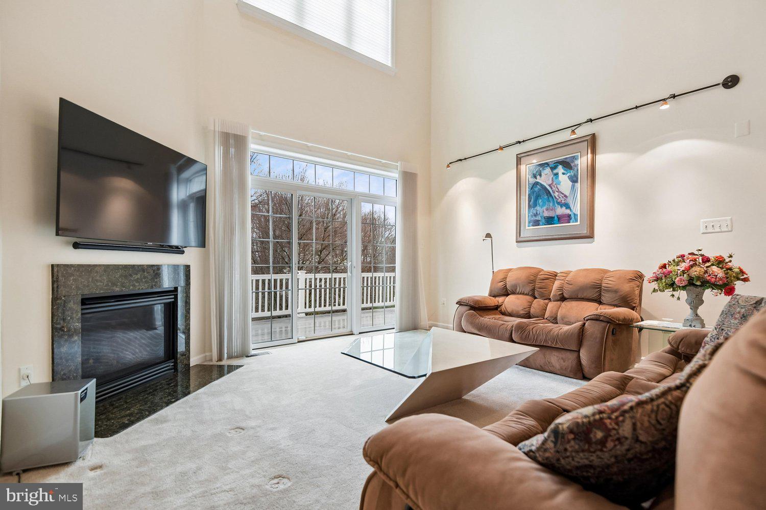 SNOWDEN OVERLOOK - Residential