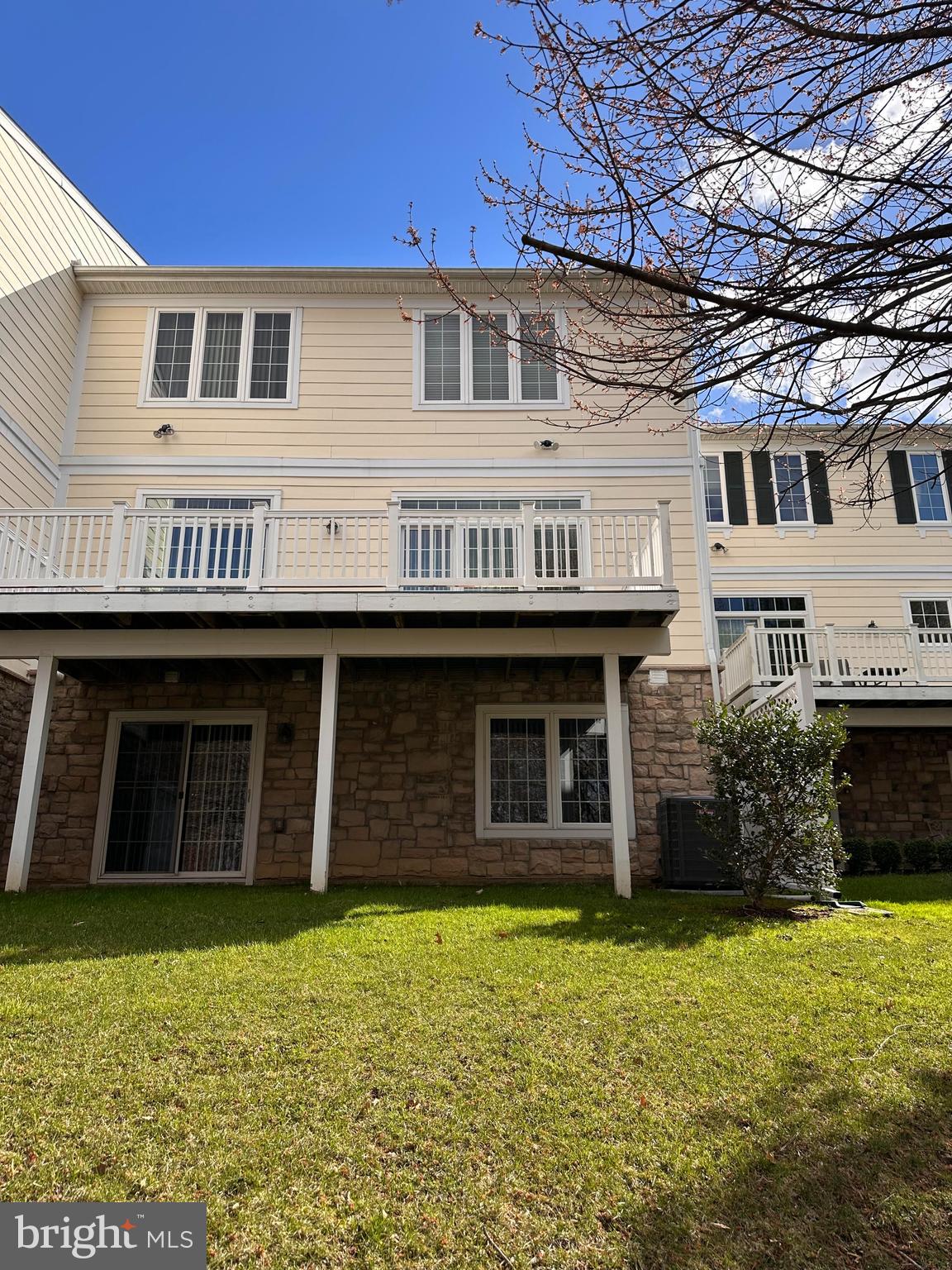 SNOWDEN OVERLOOK - Residential