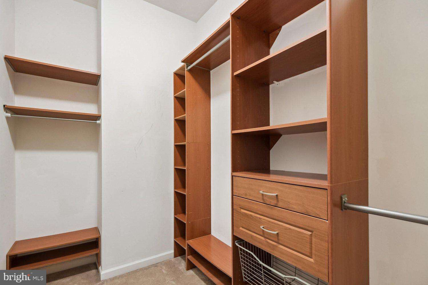 SNOWDEN OVERLOOK - Residential