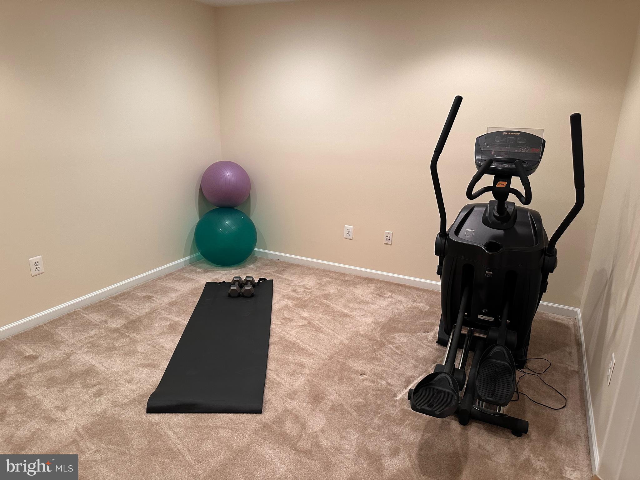 SNOWDEN OVERLOOK - Residential