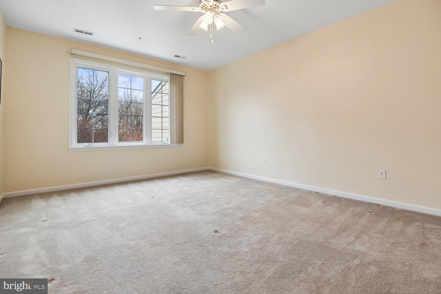 SNOWDEN OVERLOOK - Residential