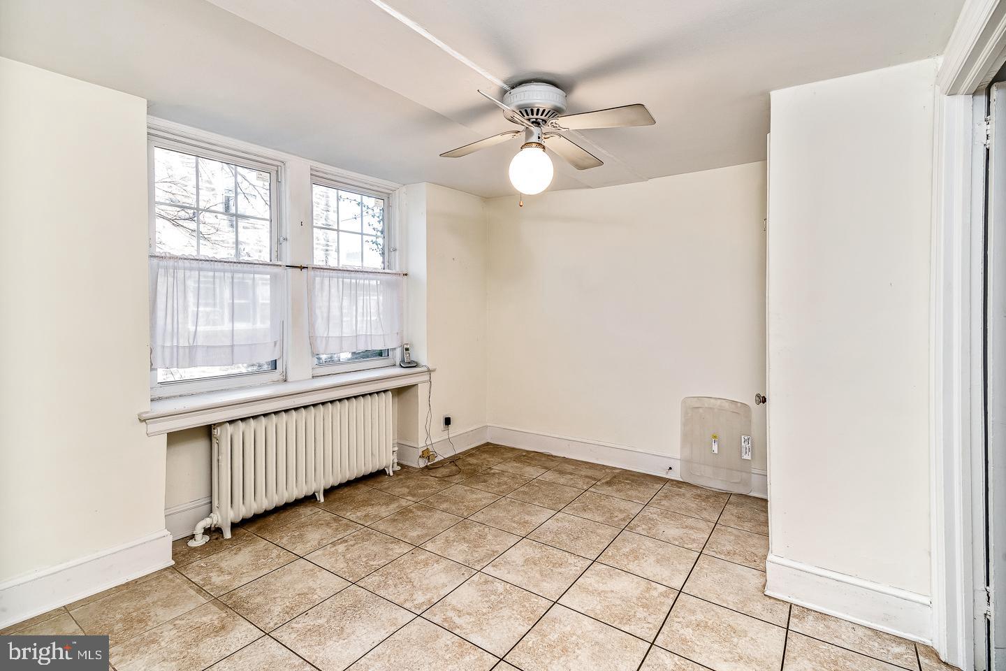 ELKINS PARK - Residential