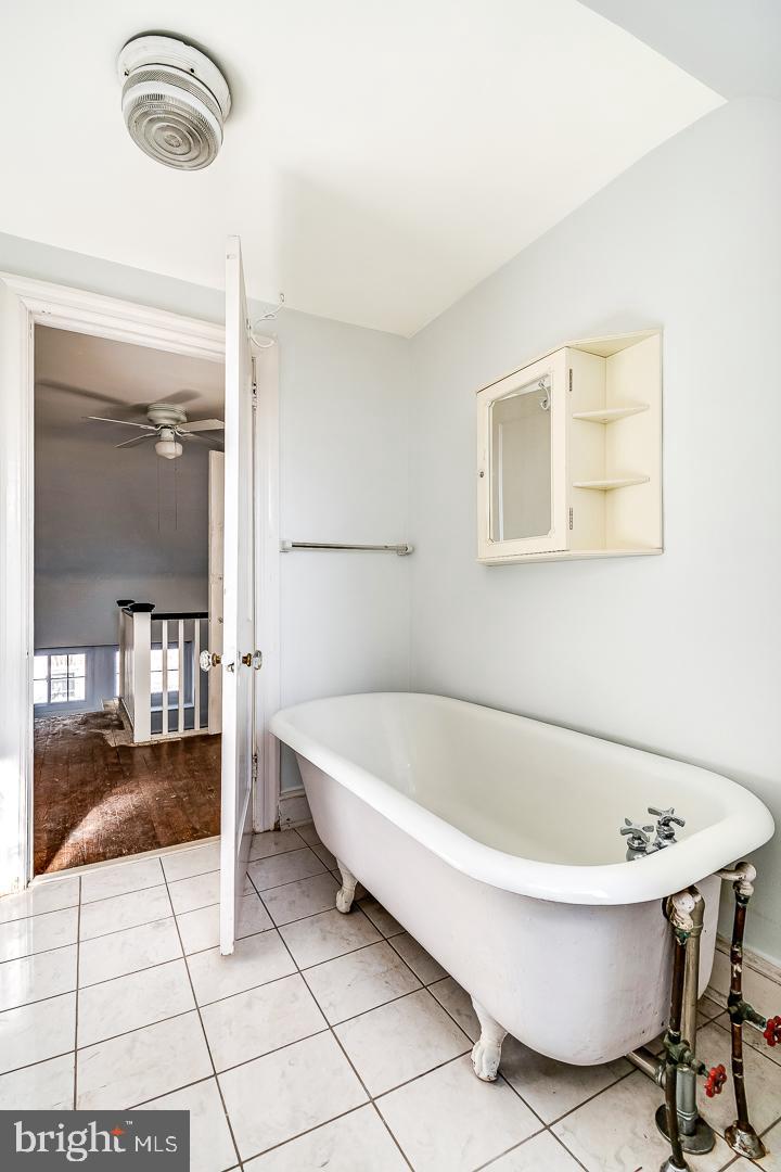 ELKINS PARK - Residential