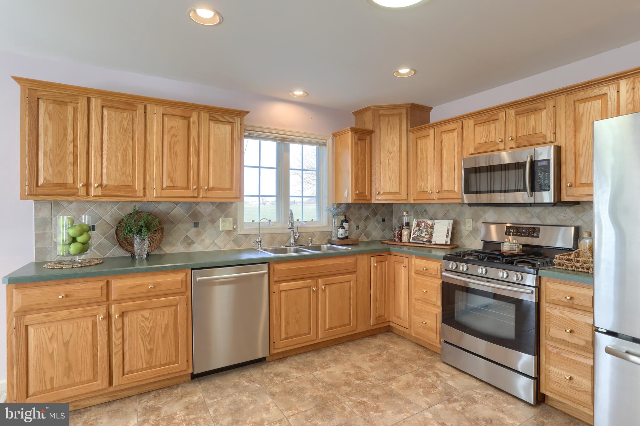 ARBOR GATE - Residential