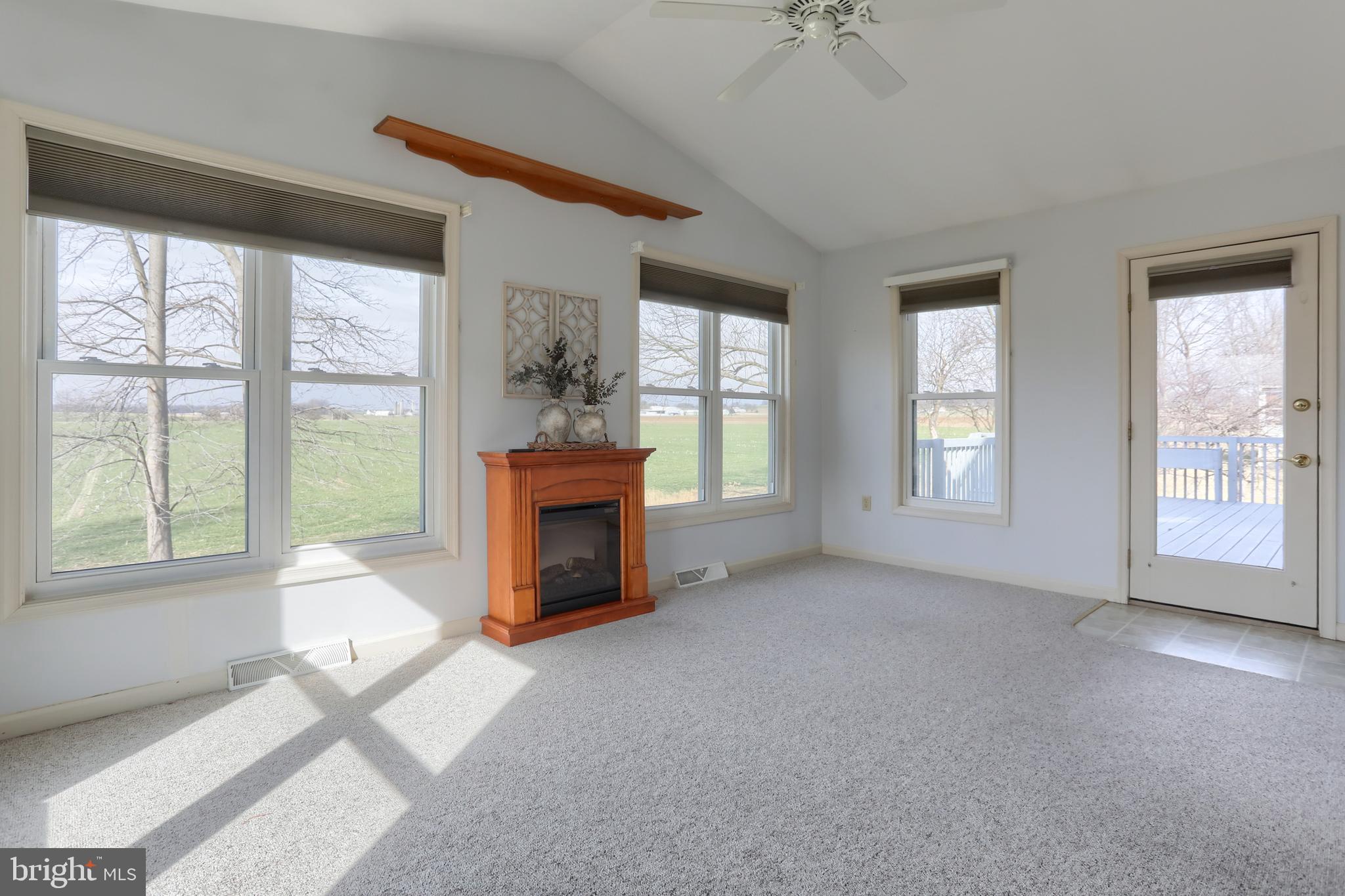 ARBOR GATE - Residential